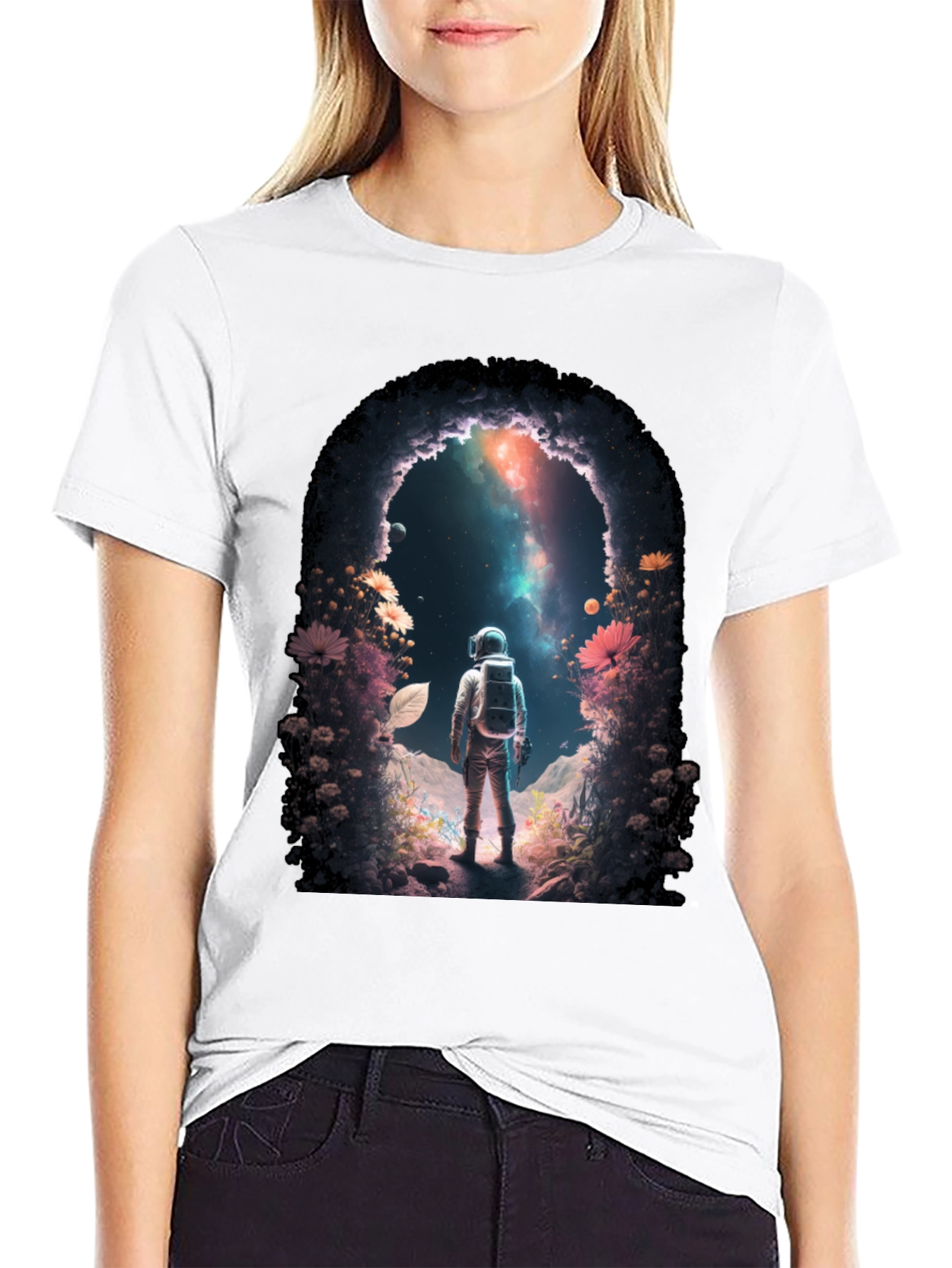 Camiseta Negra con Diseño de Astronauta en el Espacio