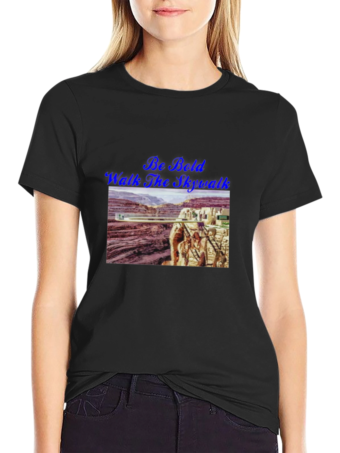 Camiseta Negra Be Bold Walk the Skywalk