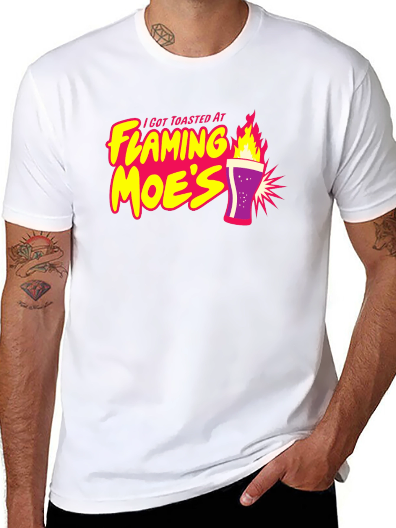 Camiseta Negra con Diseño Flaming Moes