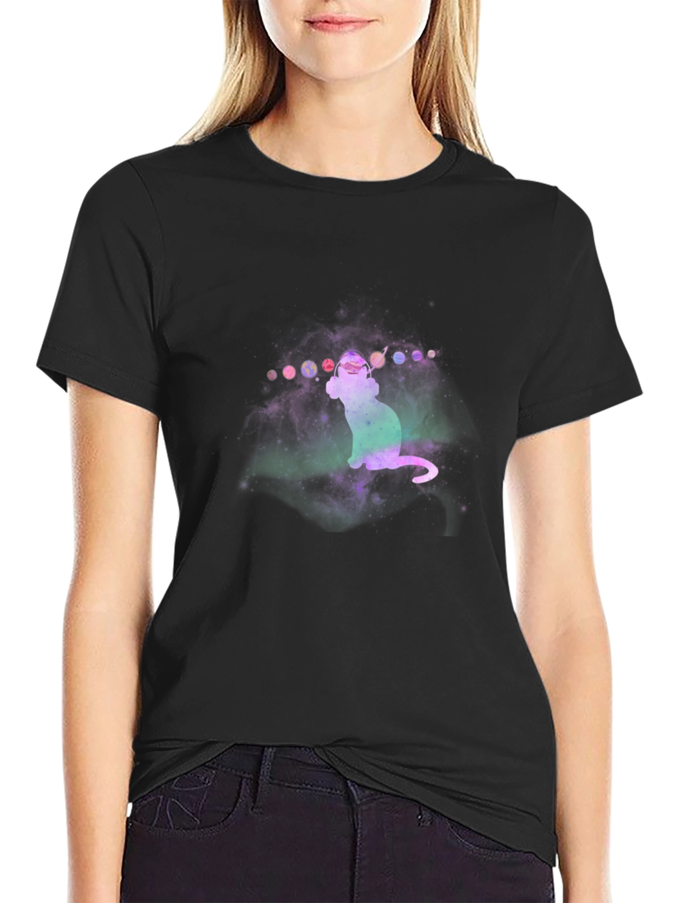 Camiseta Negra con Diseño de Gato Cósmico