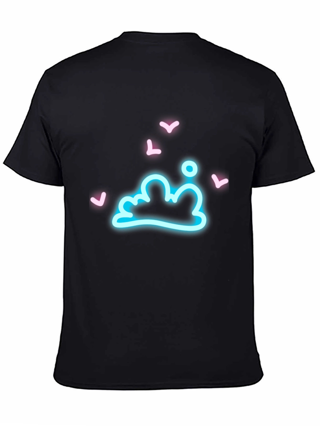 Camiseta Negra con Diseño Nubes Neón