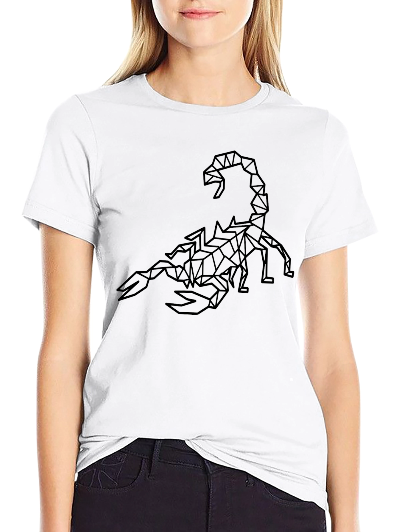 Camiseta Negra Hombre Diseño Escorpión Geométrico