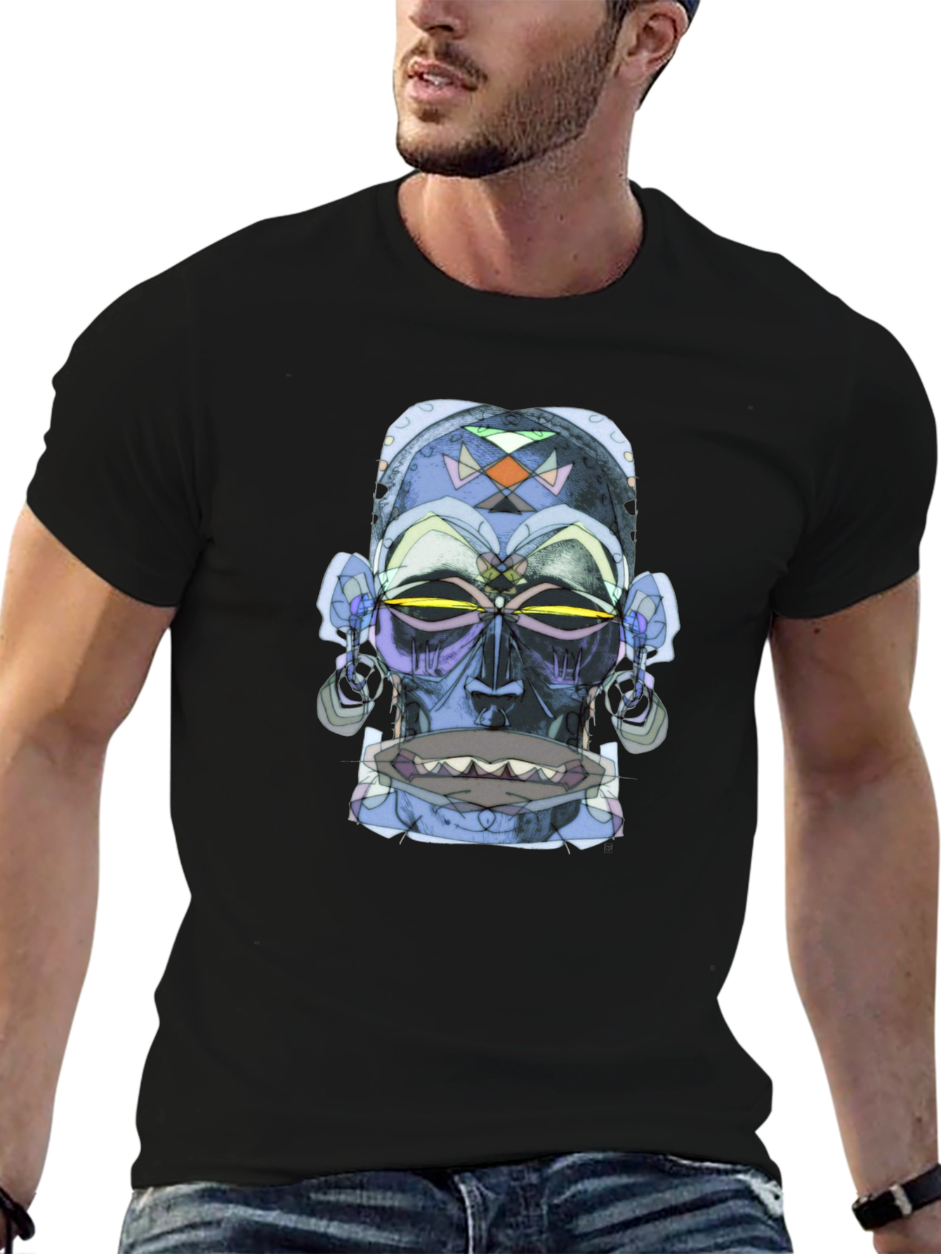 Camiseta Negra con Diseño Abstracto Tribal