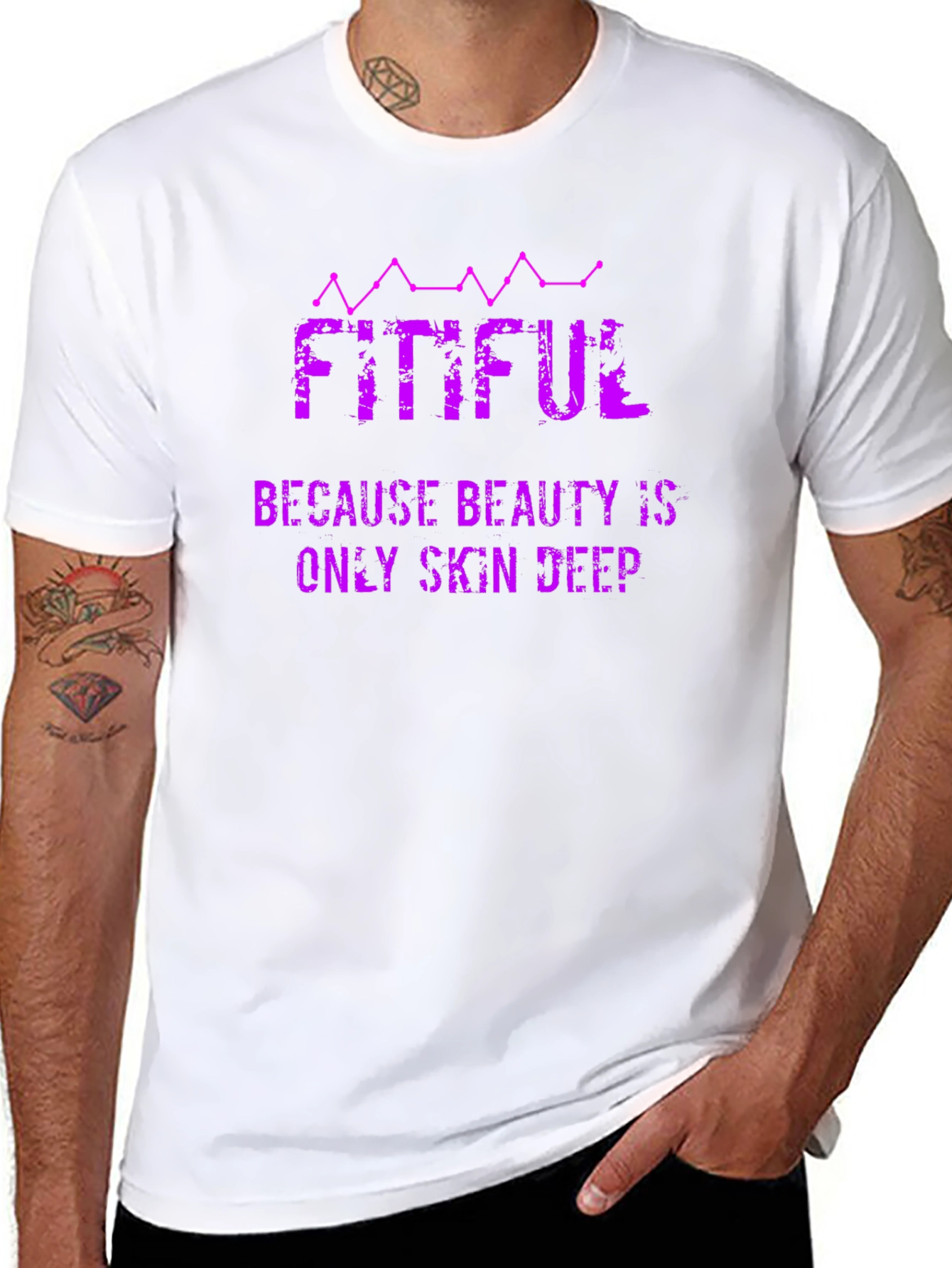 Camiseta Negra Fitiful: Belleza Profunda