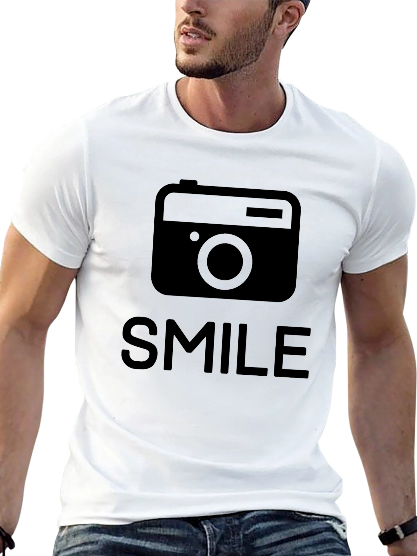 Camiseta Negra con Diseño de Cámara y SMILE