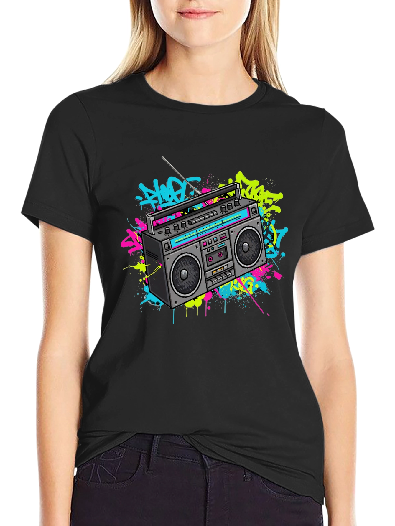 Camiseta Negra con Diseño Retro Radio