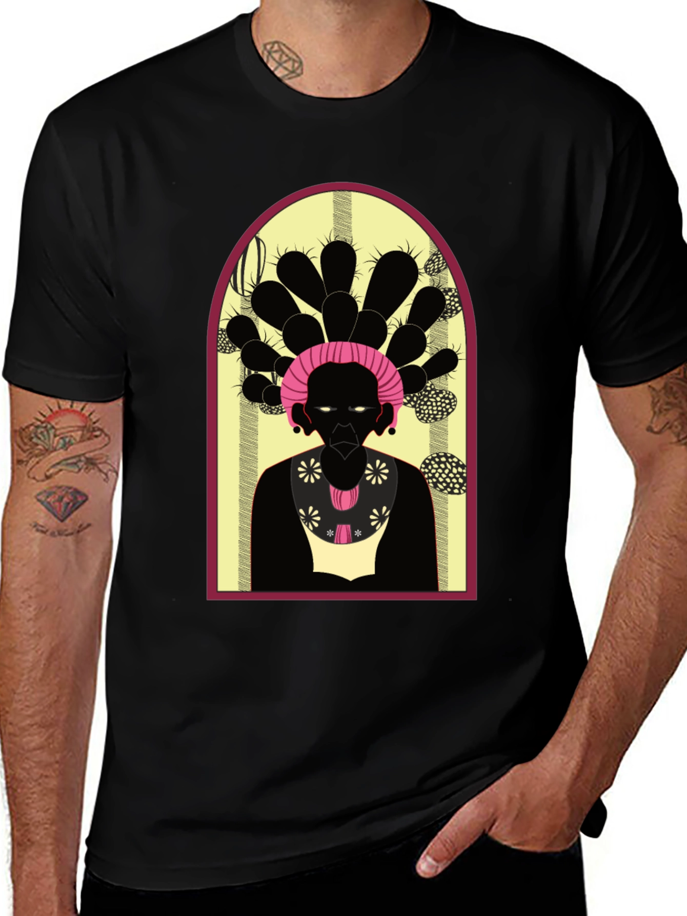 Camiseta Negra con Diseño Artístico Abstracto