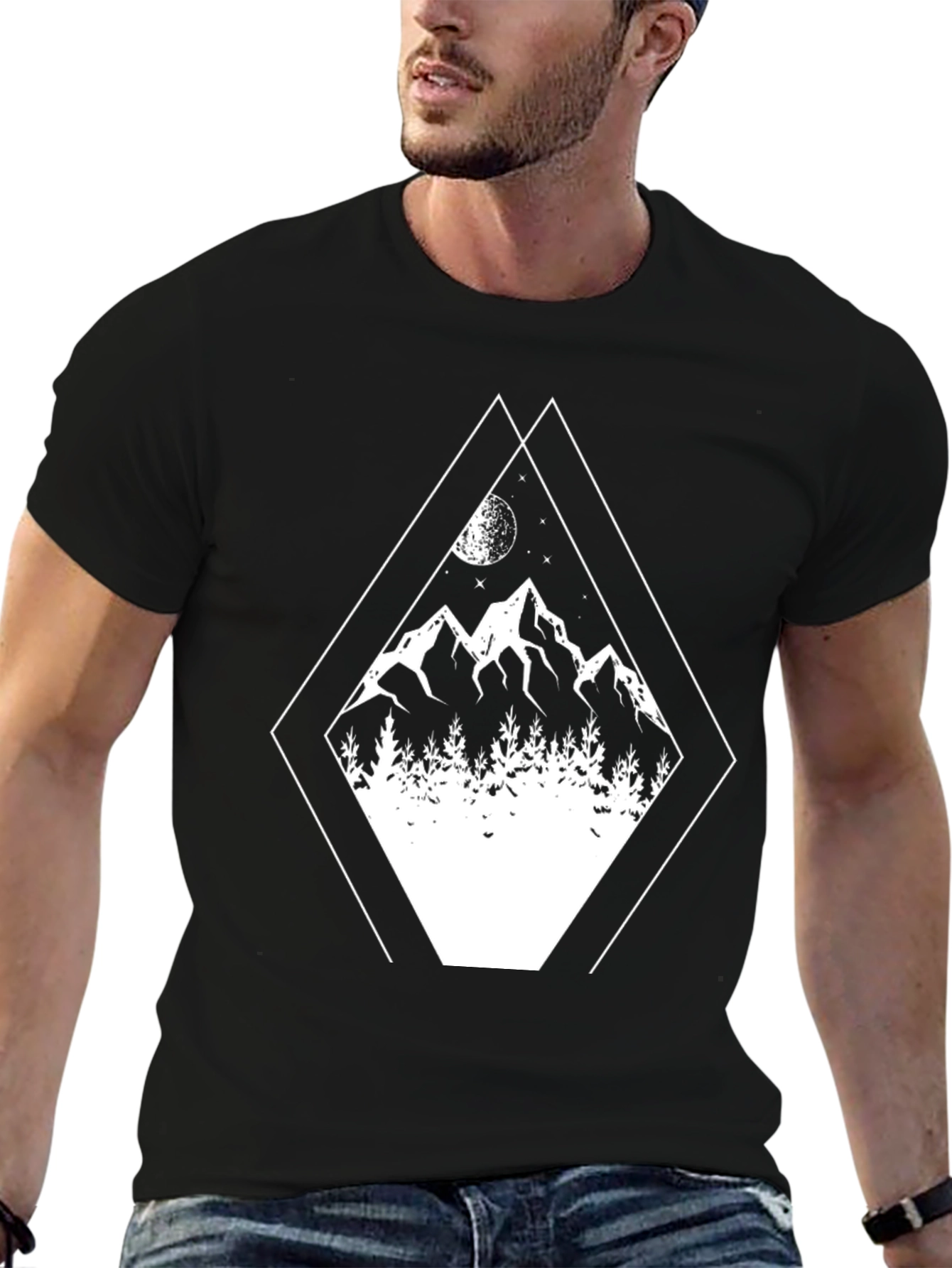 Camiseta Negra con Diseño de Montaña
