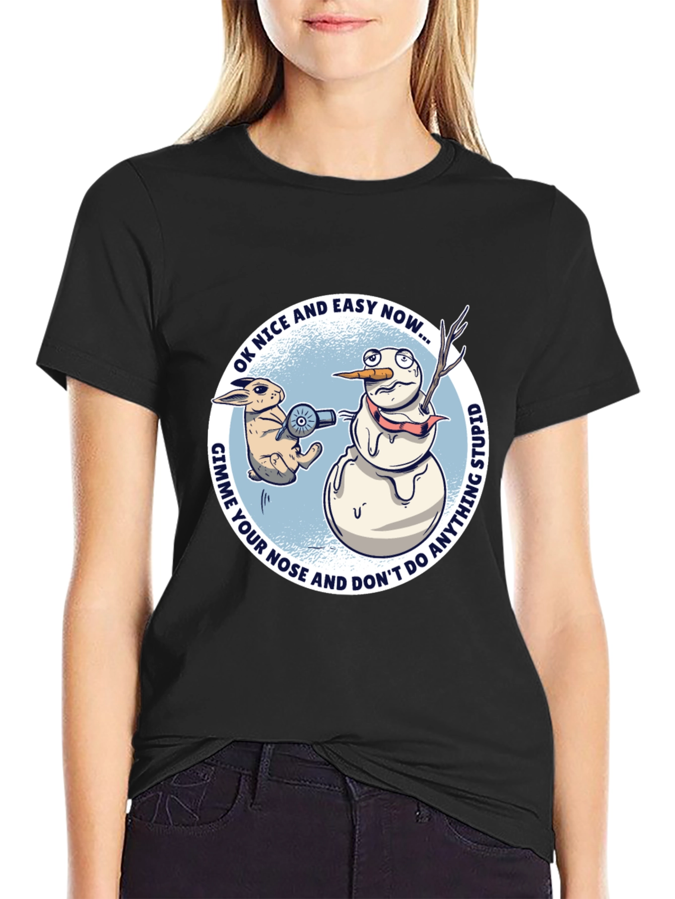 Camiseta Gráfica: Conejo vs. Muñeco de Nieve