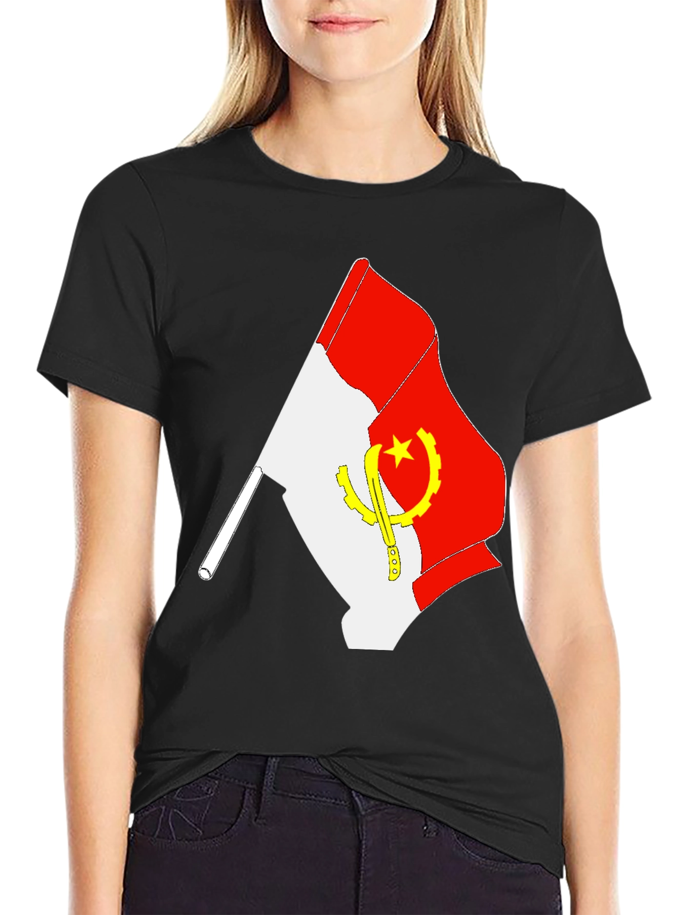 Camiseta Negra con Bandera de Angola