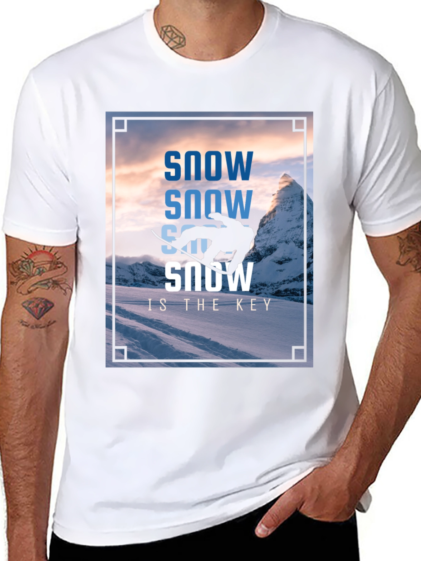 Camiseta Negra Estampada Snow Is The Key