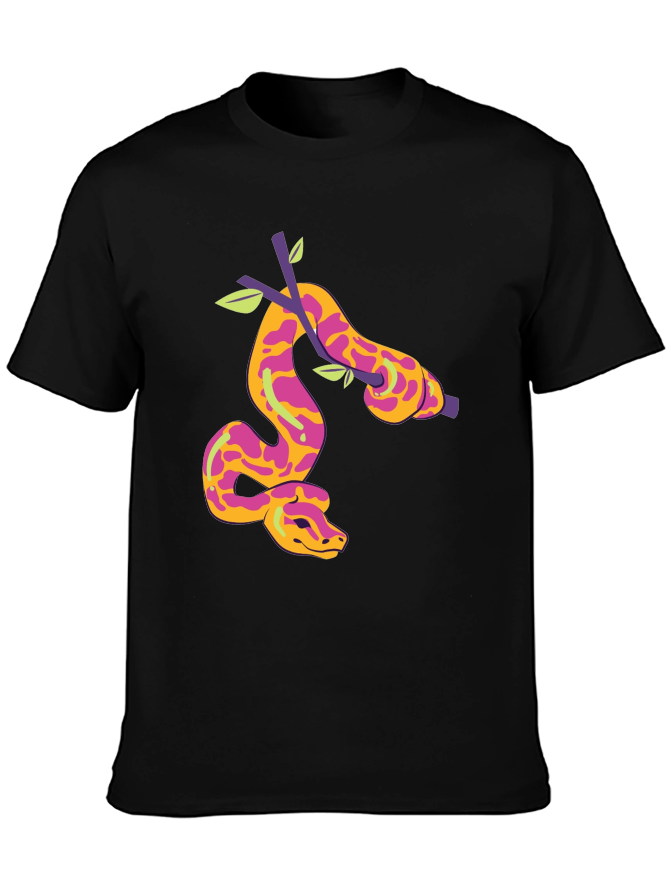 Camiseta Negra con Diseño de Serpiente en Rama