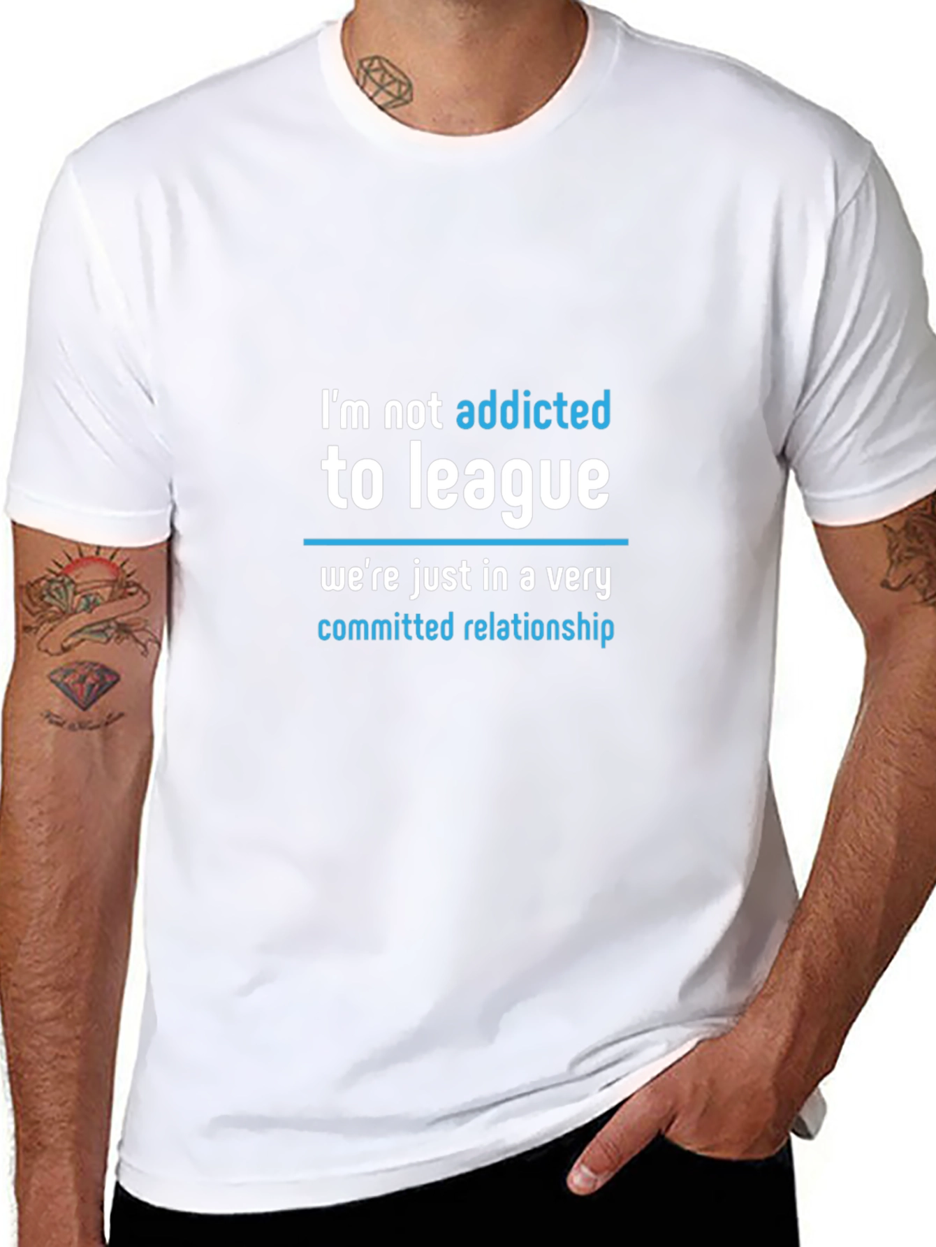Camiseta Negra: Adicto a League - Relación Comprometida
