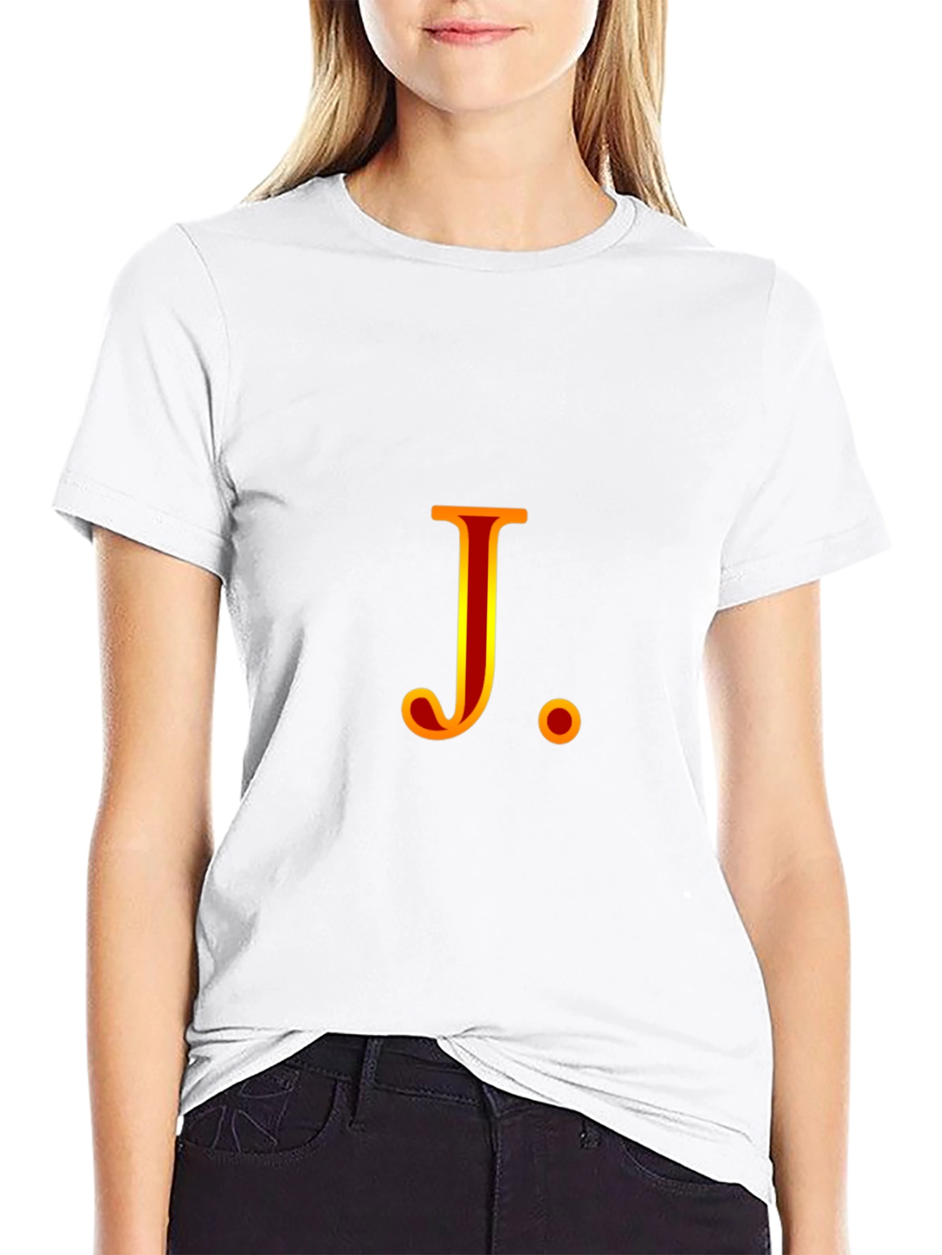 Camiseta Negra con Letra J Roja y Amarilla