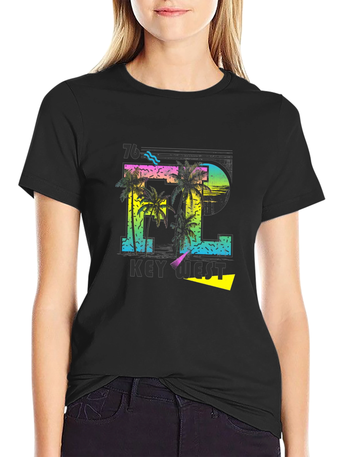 Camiseta Negra con Diseño Tropical Key West
