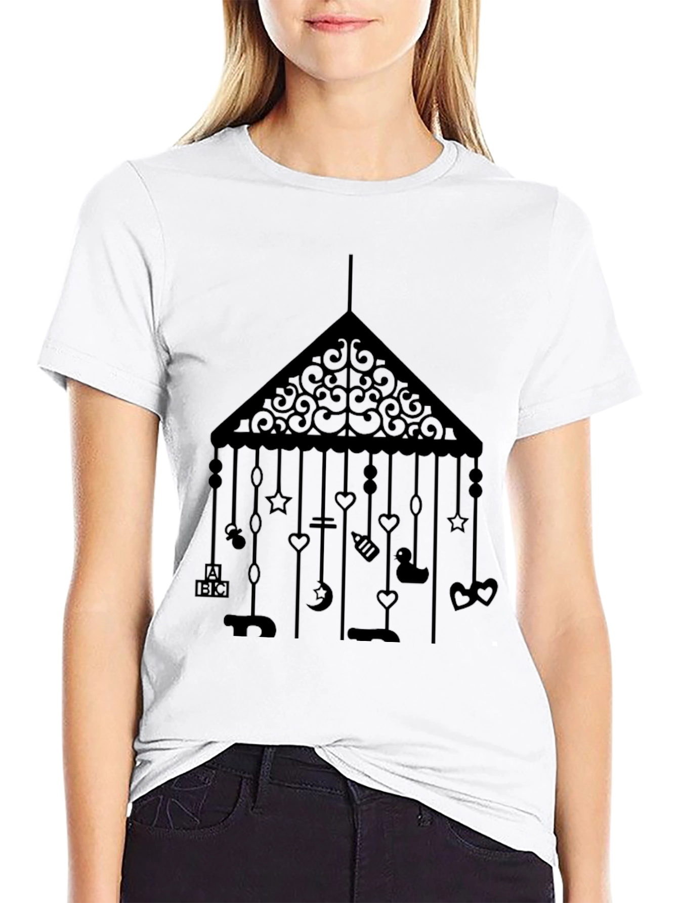 Camiseta Negra con Móvil de Bebé Estampado
