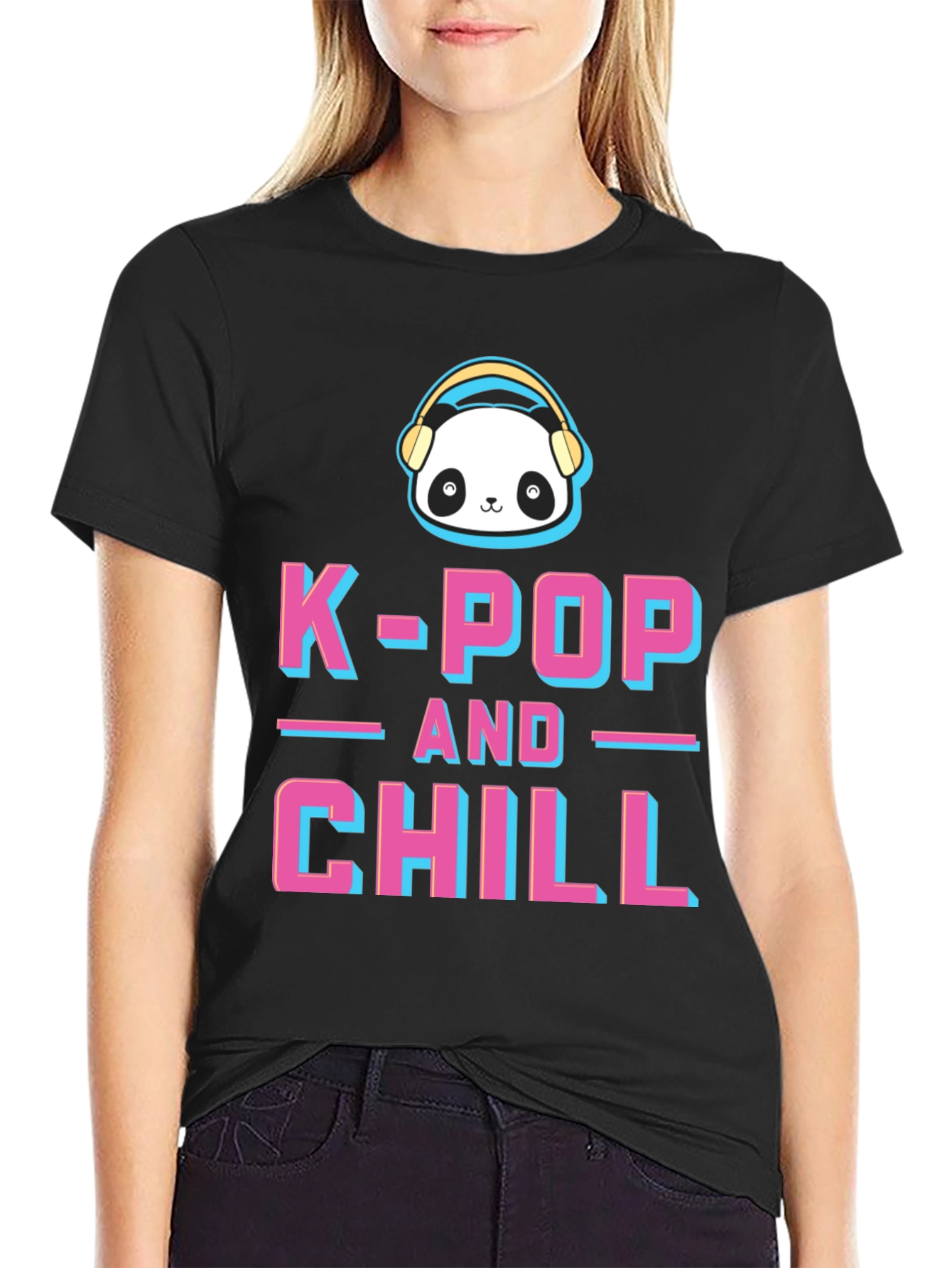 Camiseta K-Pop and Chill con Panda y Audífonos