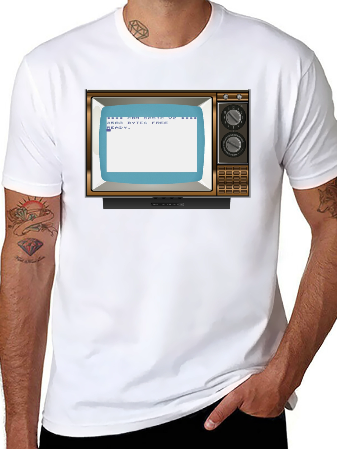 Camiseta Negra Retro TV Commodore