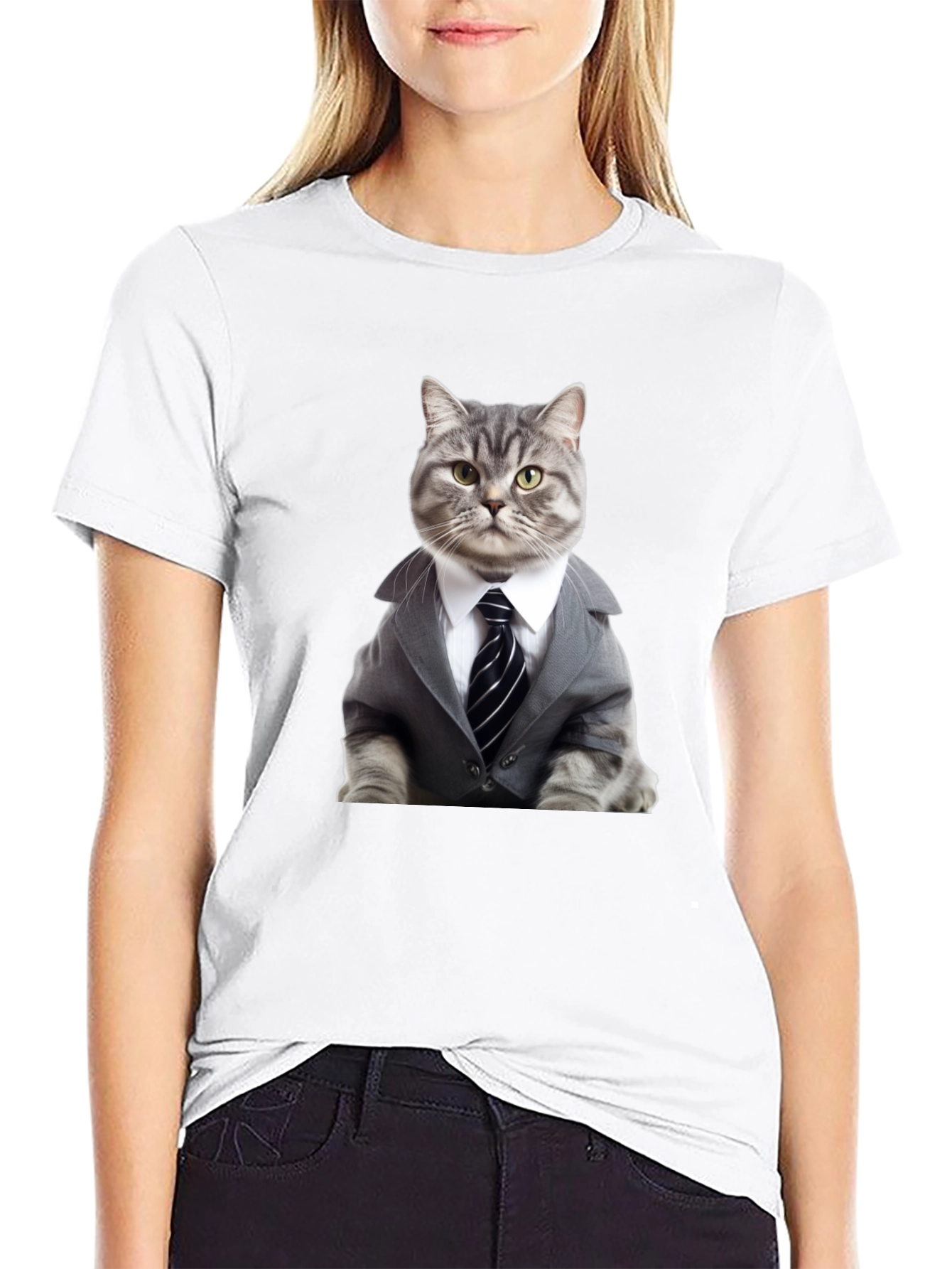 Camiseta Negra: Elegante Gato Empresario