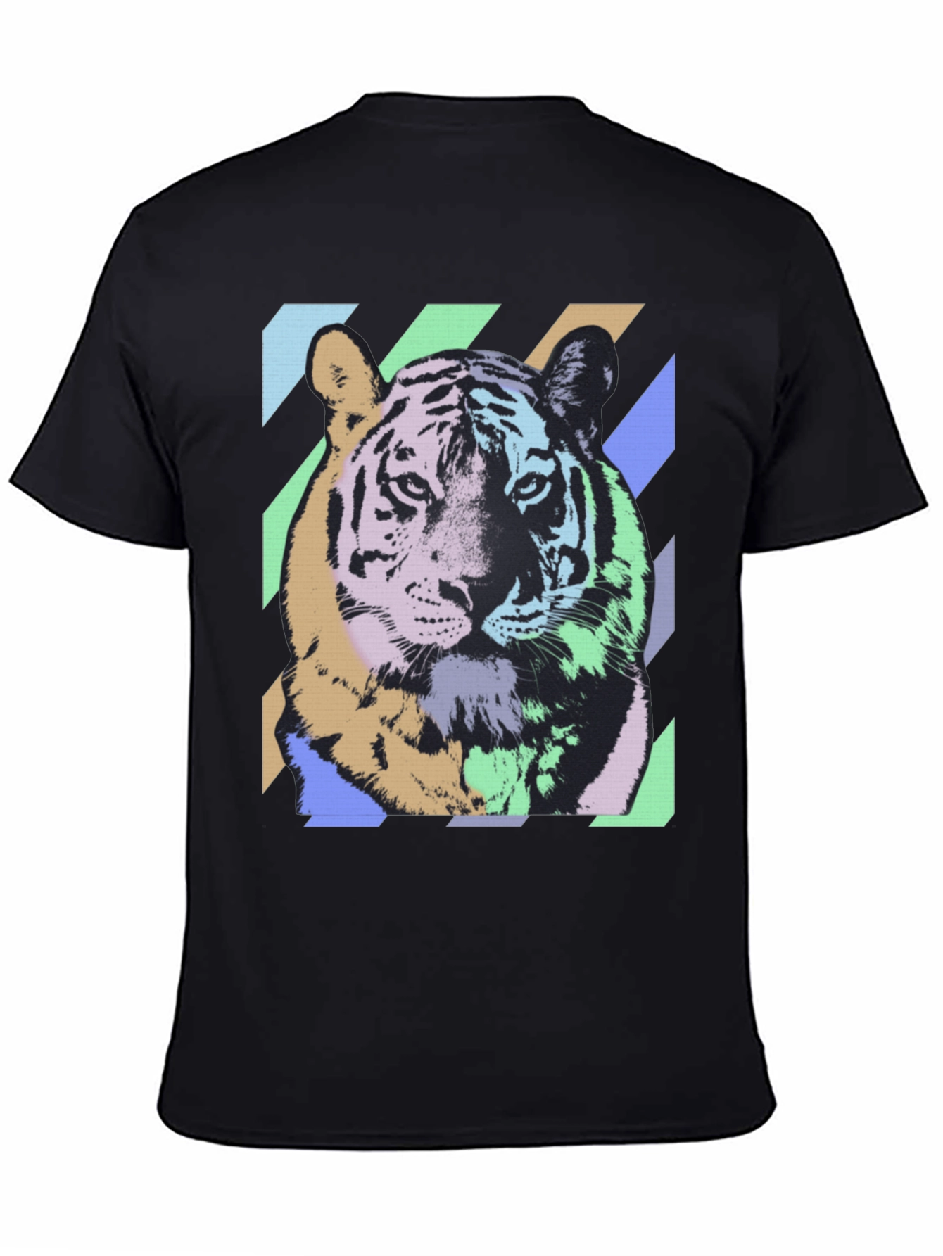 Camiseta Negra con Diseño de Tigre Abstracto