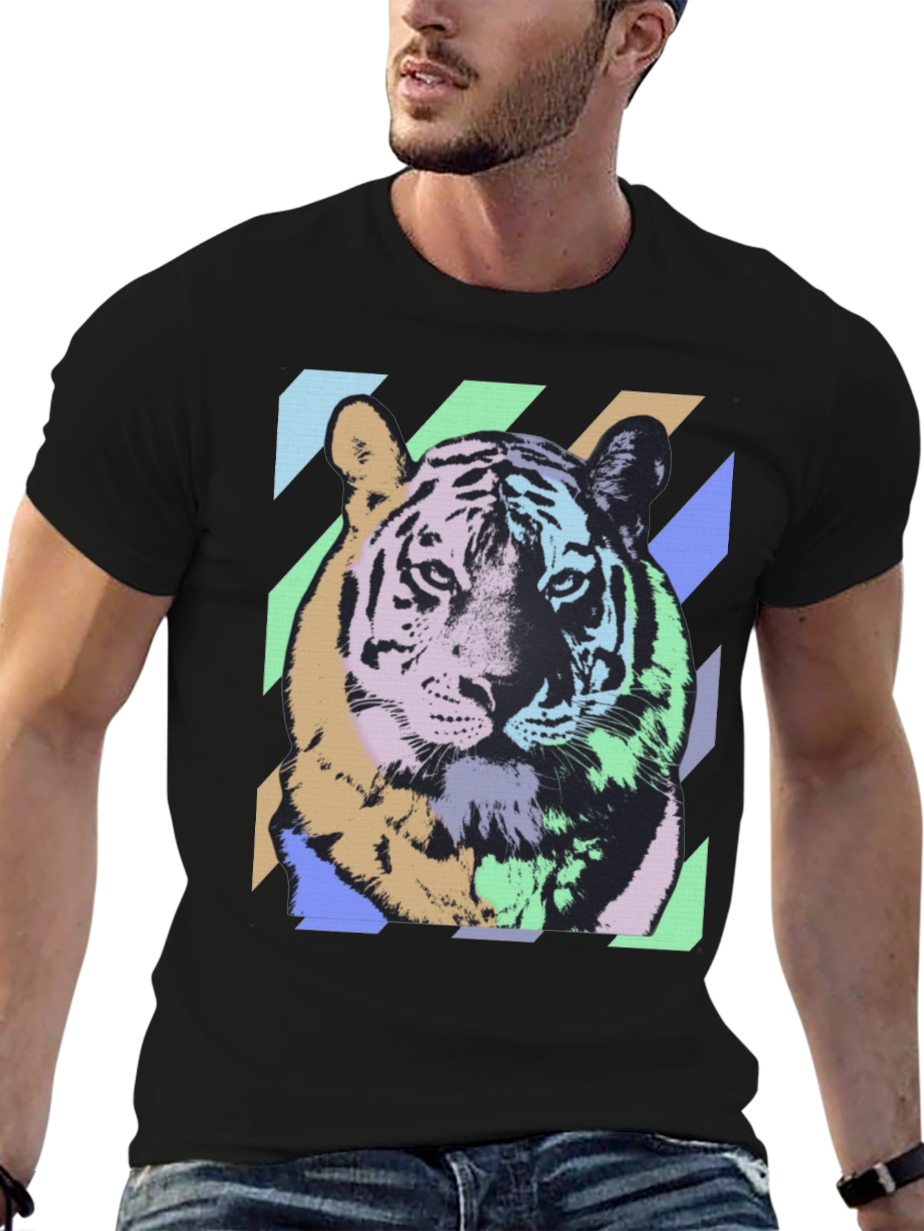 Camiseta Negra con Diseño de Tigre Abstracto