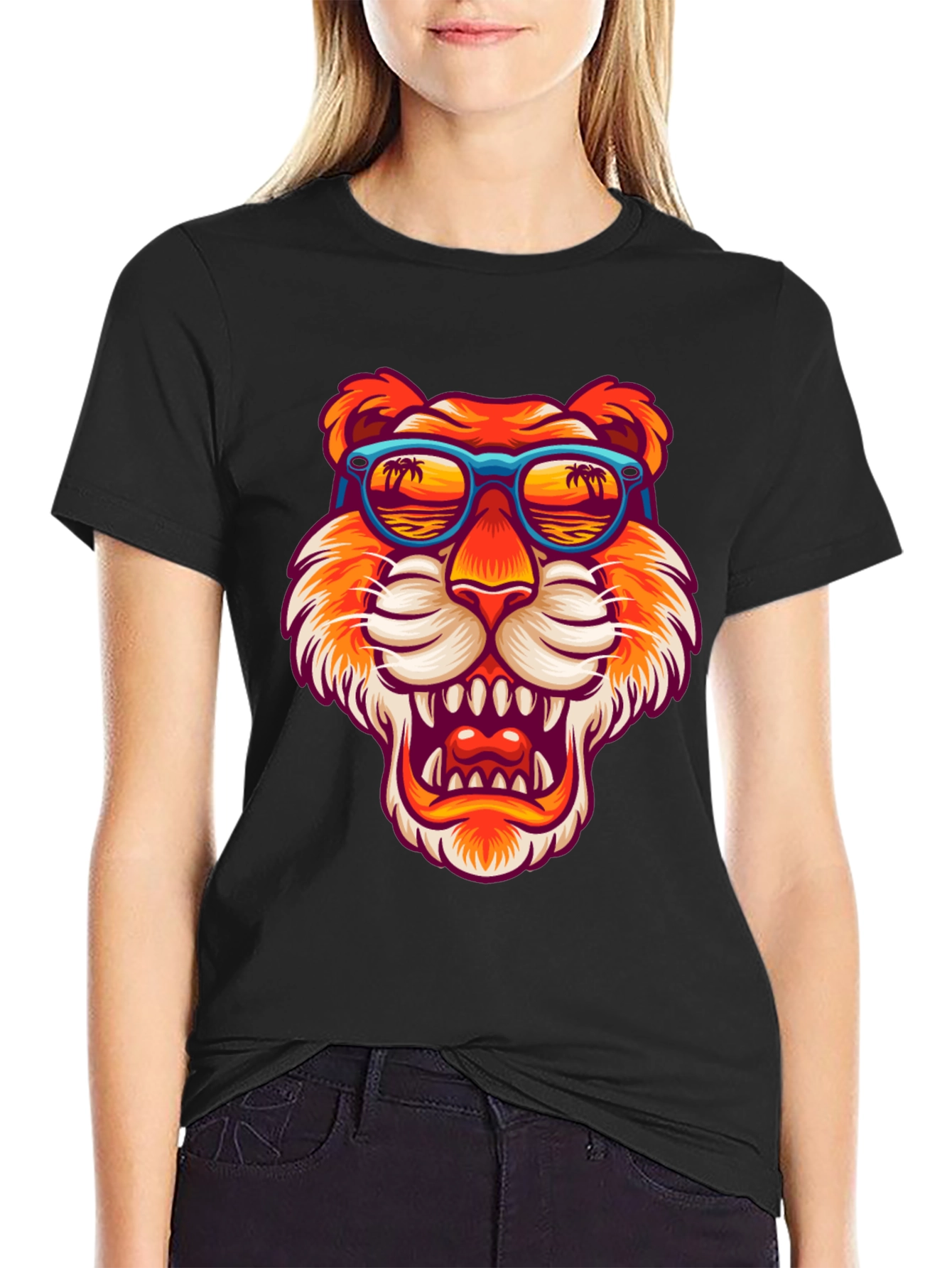 Camiseta Negra Tigre con Gafas de Sol
