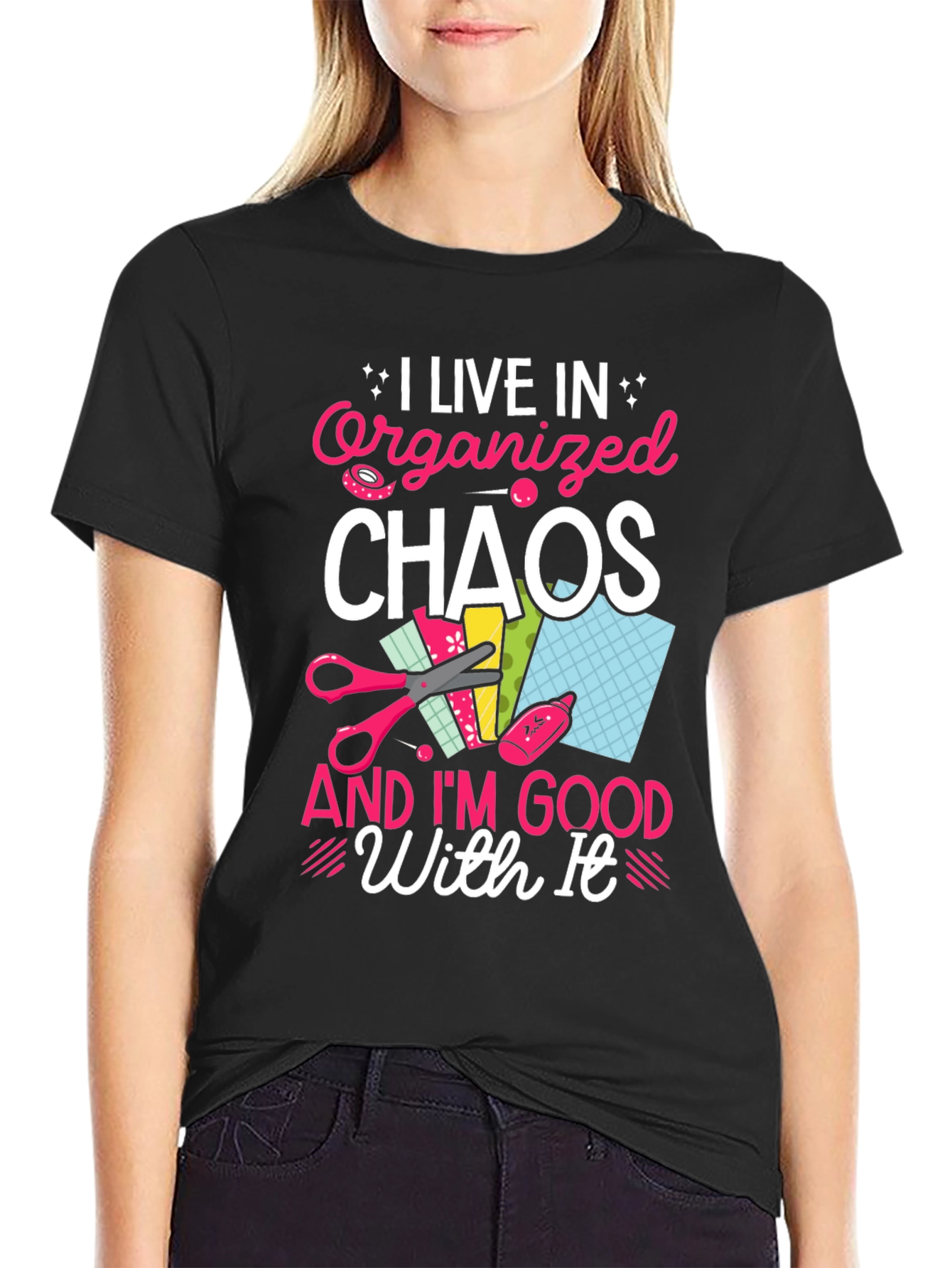Camiseta Caos Organizado para amantes de las manualidades
