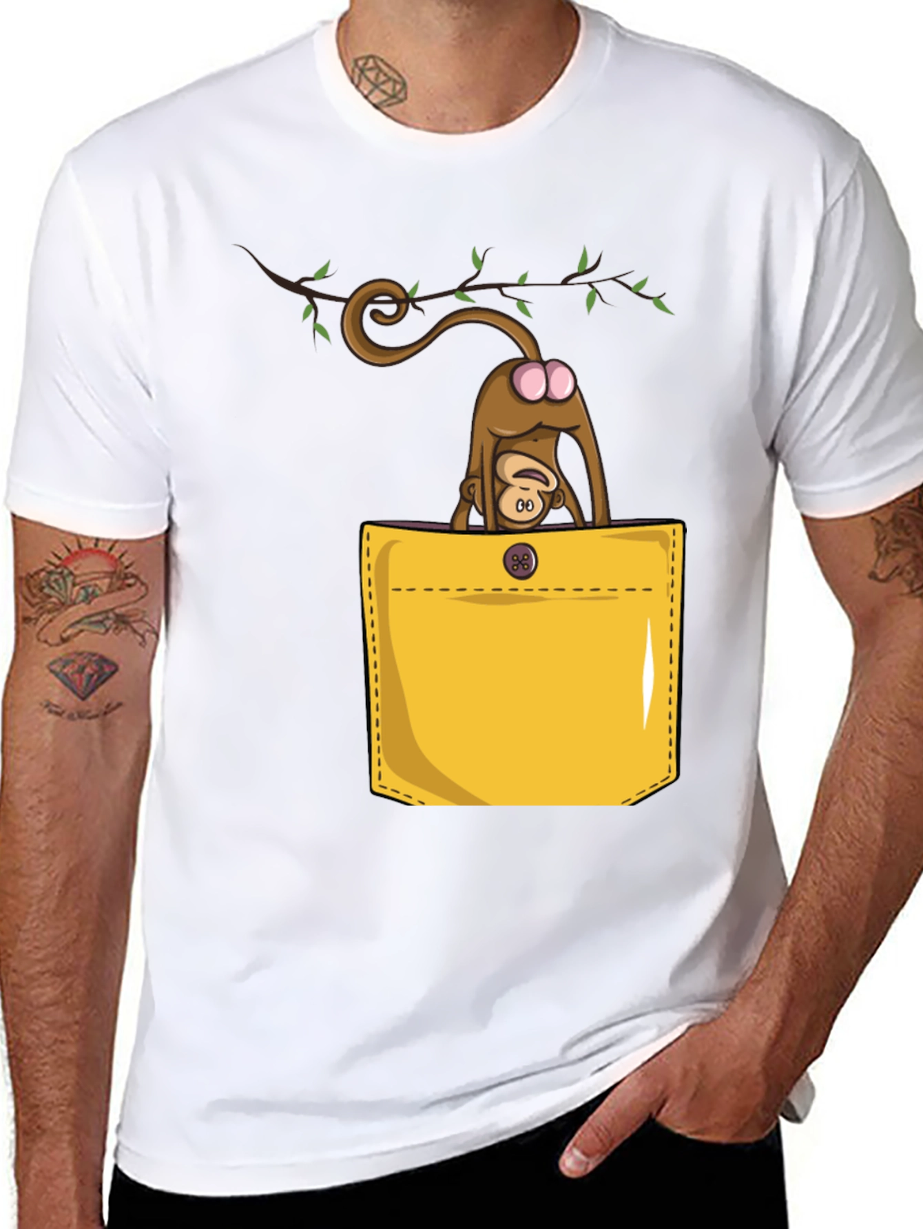 Camiseta Negra con Diseño Divertido de Mono en Bolsillo