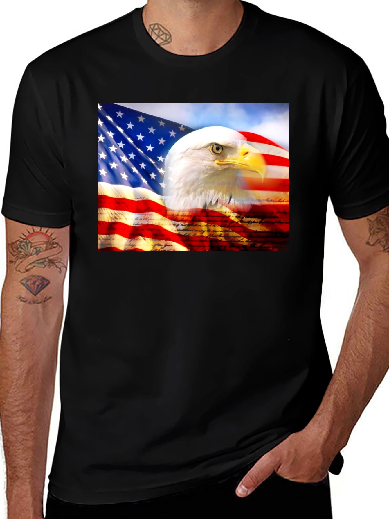 Camiseta Negra con Diseño de Águila y Bandera Americana