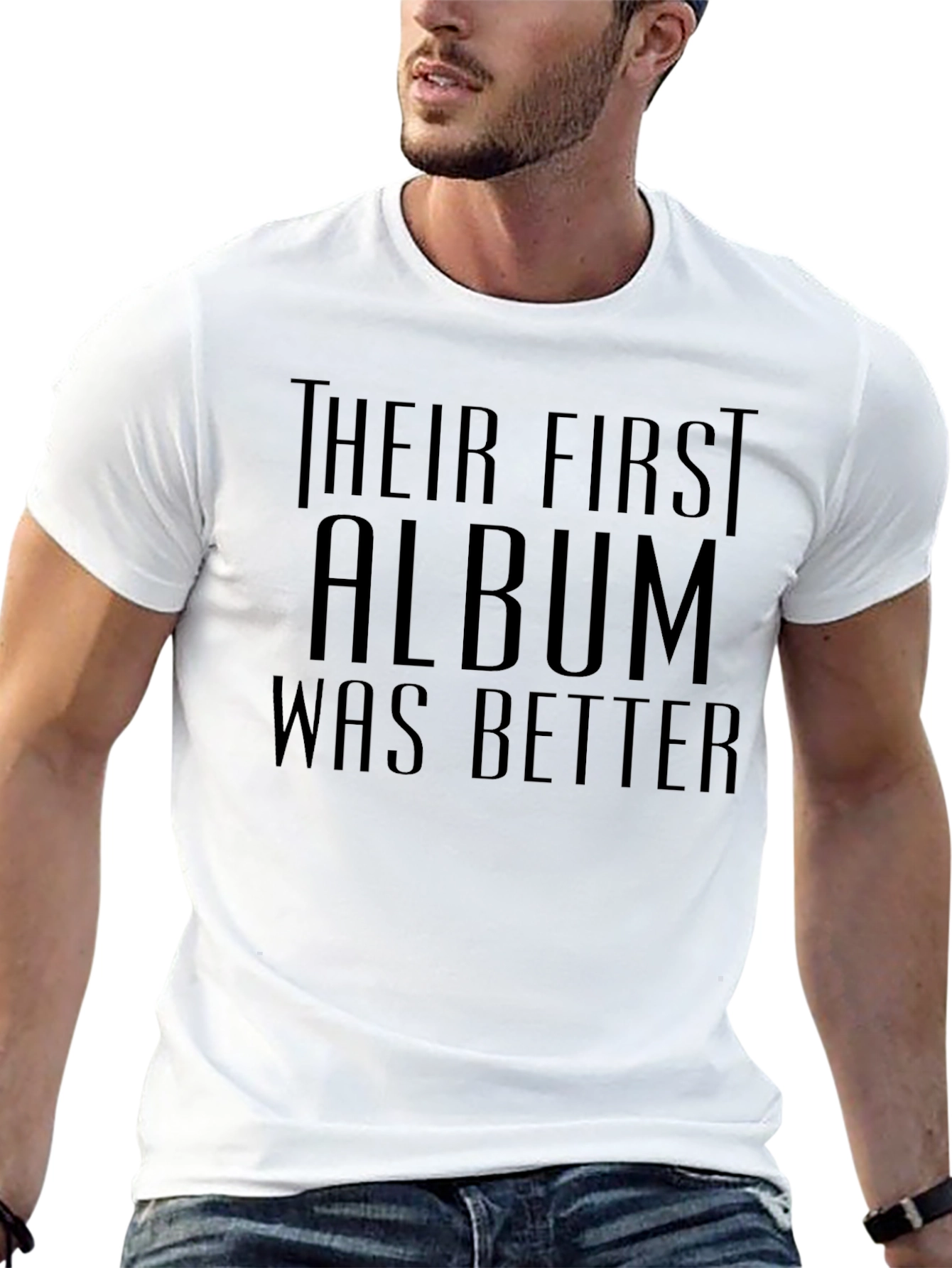 Camiseta Negra: Su Primer Álbum Fue Mejor