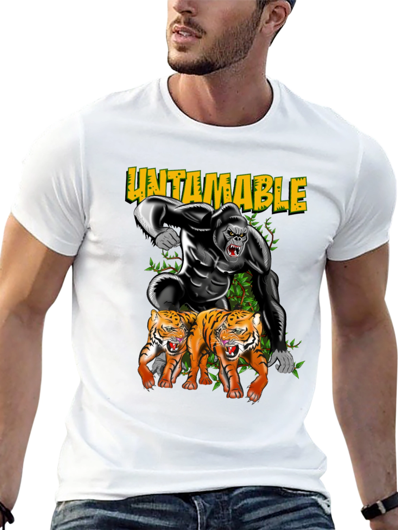 Camiseta Negra: Gorila Indomable y Tigres