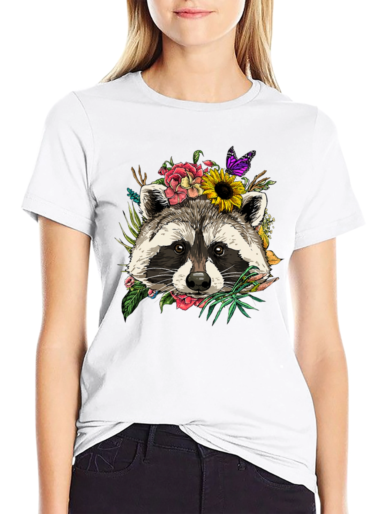 Camiseta Negra con Mapache Floral
