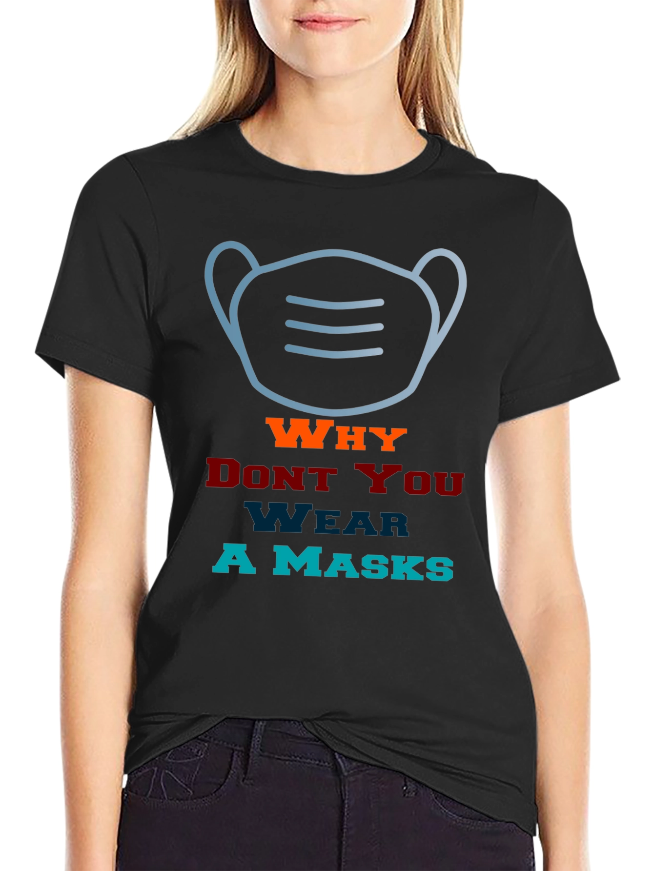 Camiseta con diseño de máscara y texto