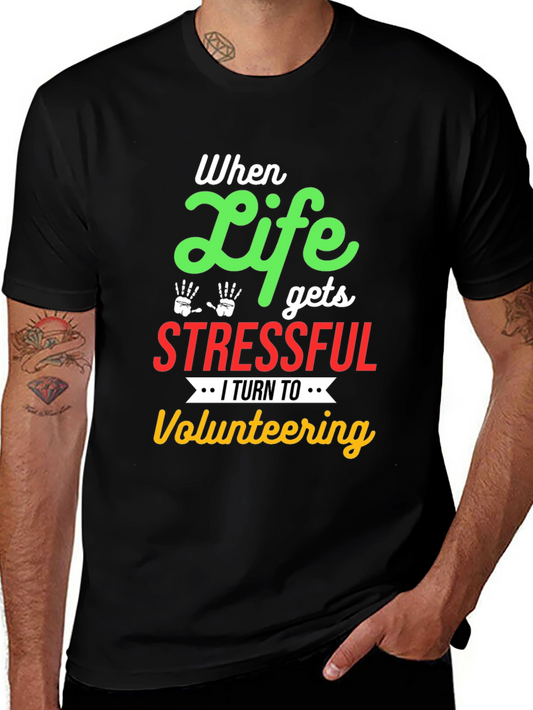 Camiseta Negra con Diseño de Voluntariado