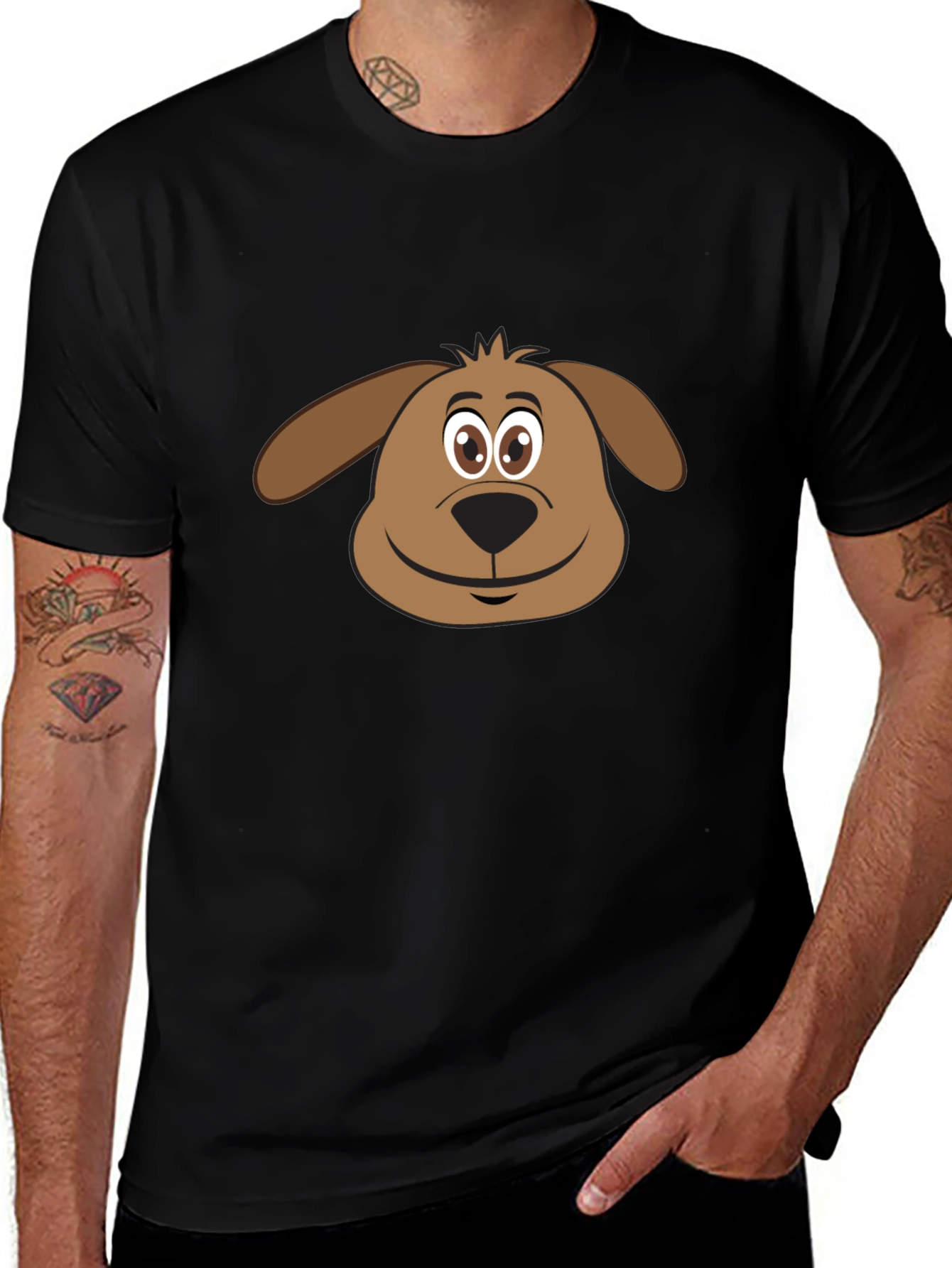 Camiseta Negra con Diseño de Cara de Perro Animado