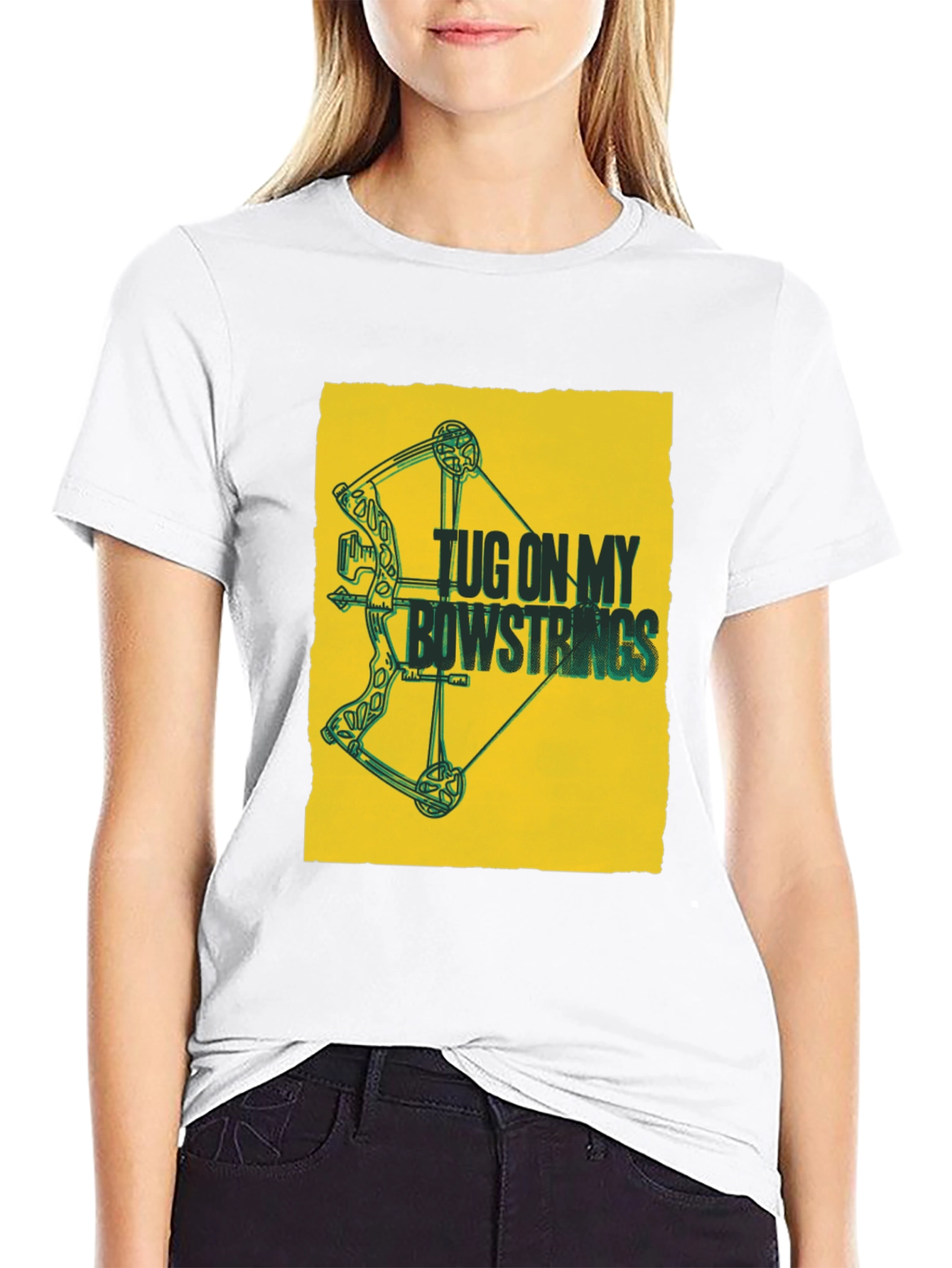 Camiseta Negra con Diseño de Arco y Flecha
