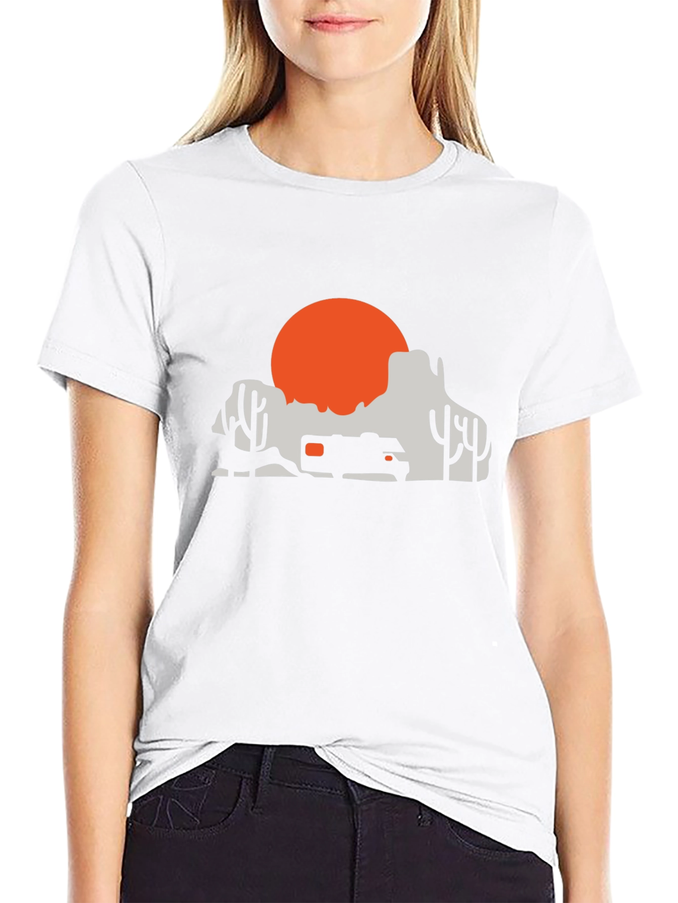 Camiseta Negra Diseño Desierto y Atardecer