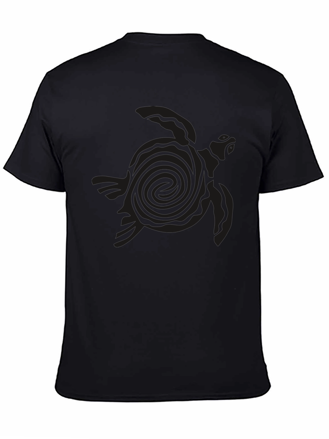 Camiseta Negra con Diseño de Tortuga Tribal