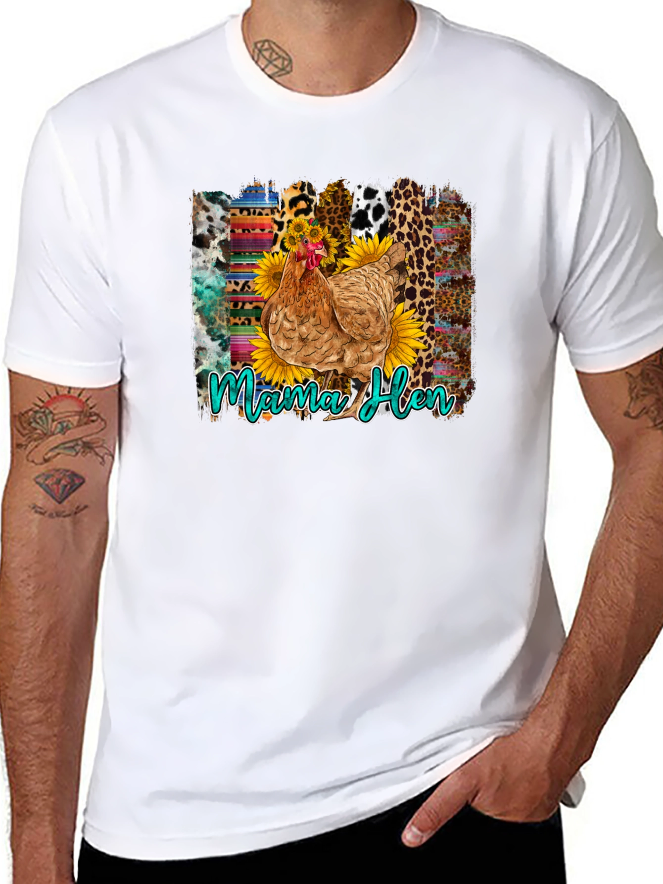 Camiseta Negra con Diseño de Gallina Mama Hen