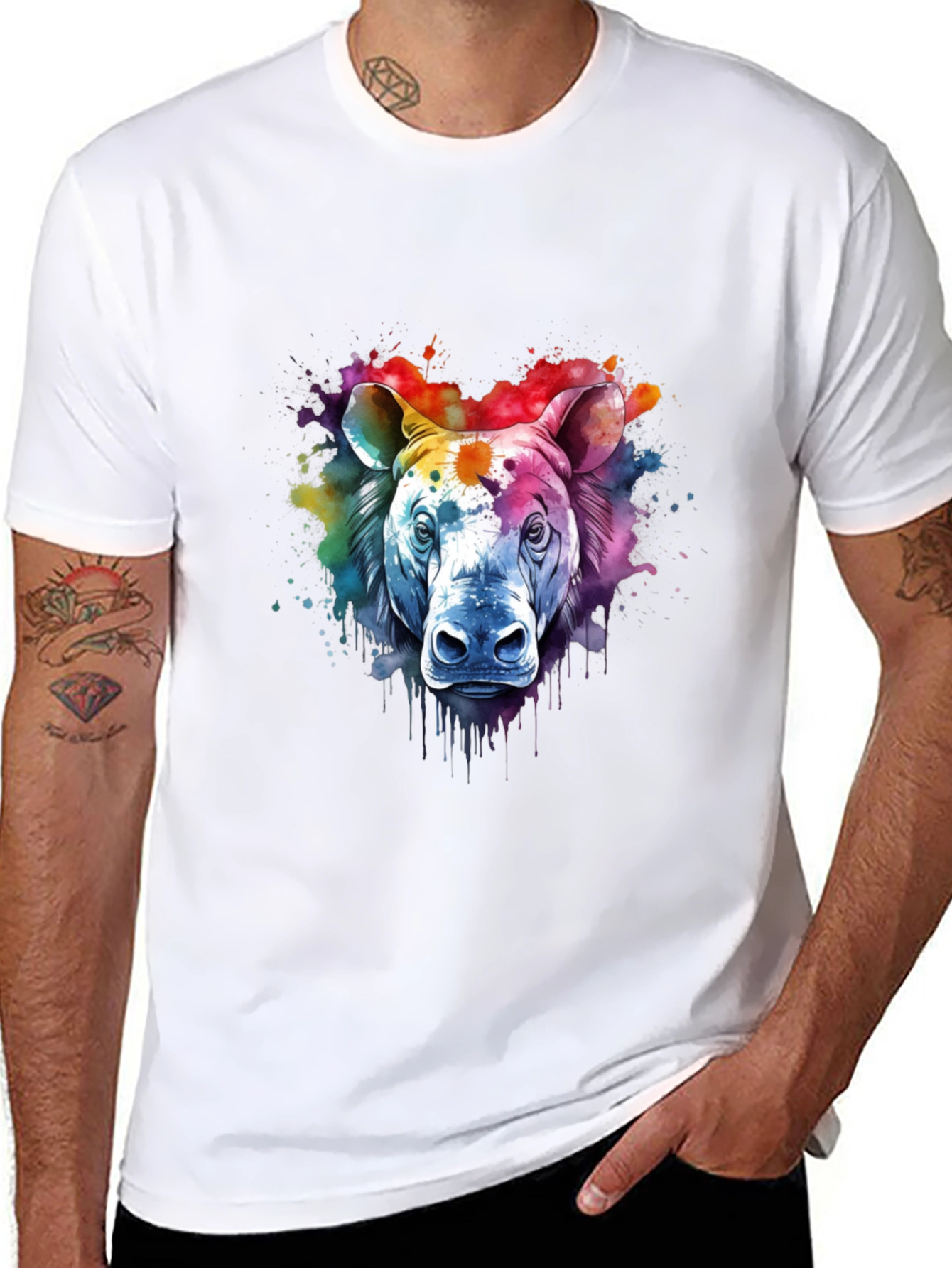 Camiseta Negra con Diseño de Rinoceronte Acuarela
