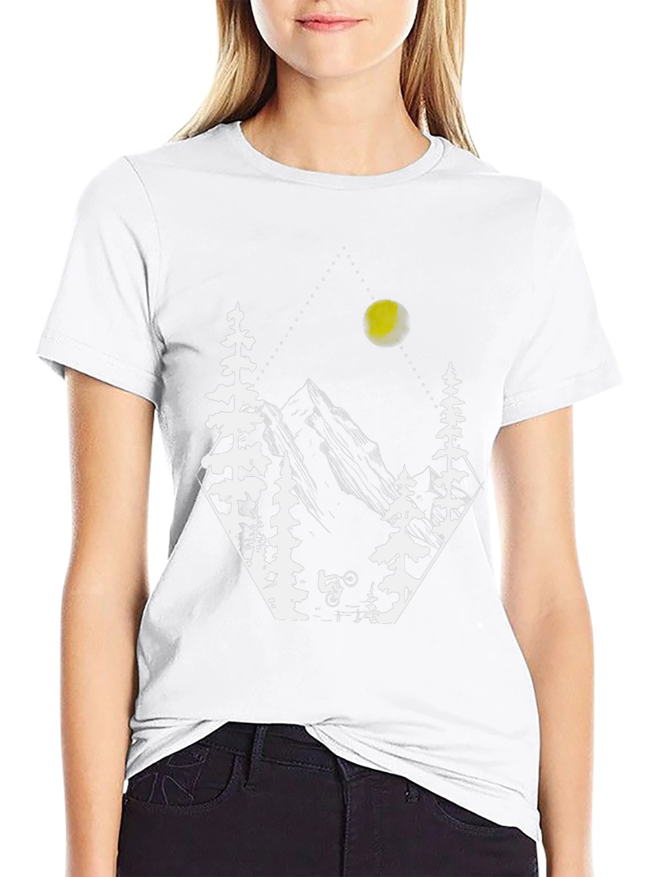 Camiseta Negra Diseño Montaña y Bici