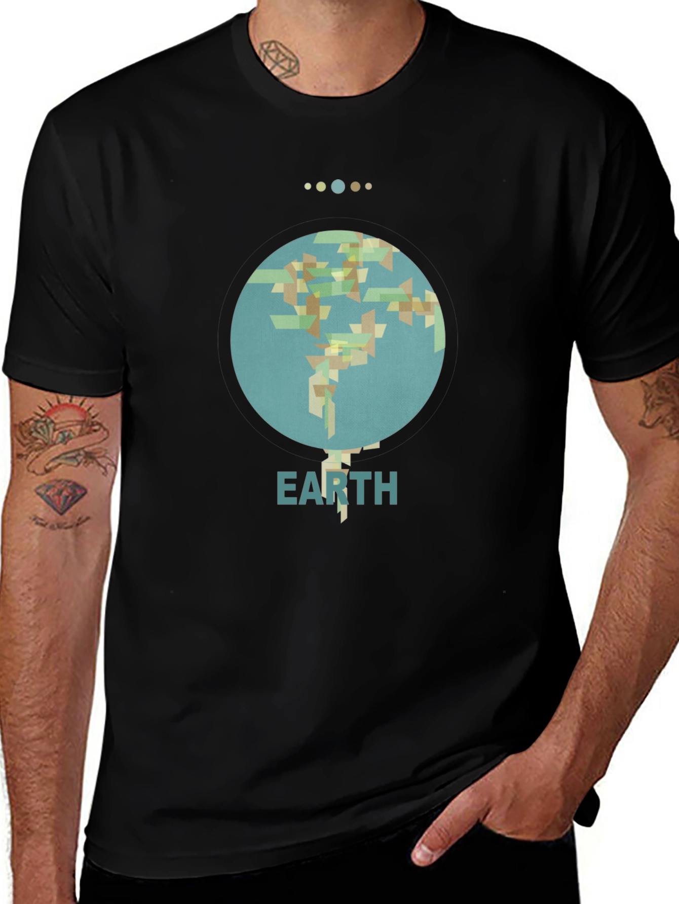 Camiseta Negra Earth Diseño Geométrico