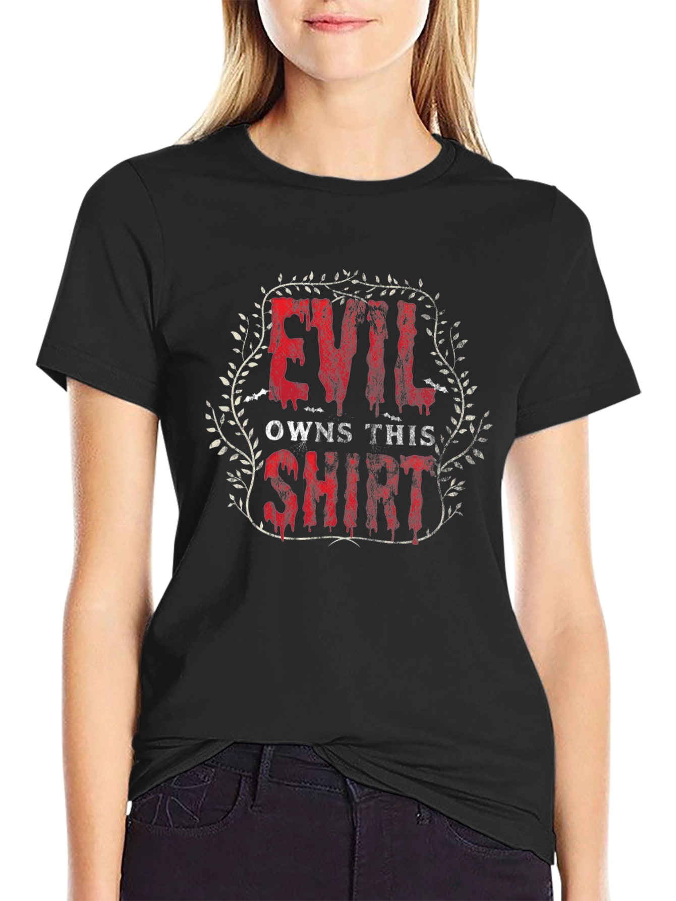 Camiseta Negra Evil Owns This Shirt