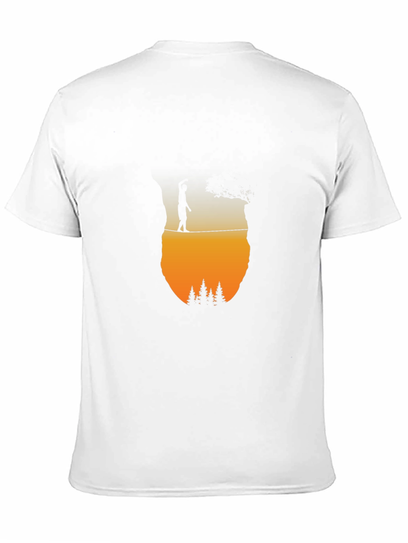 Camiseta Negra: Silueta Equilibrista al Atardecer