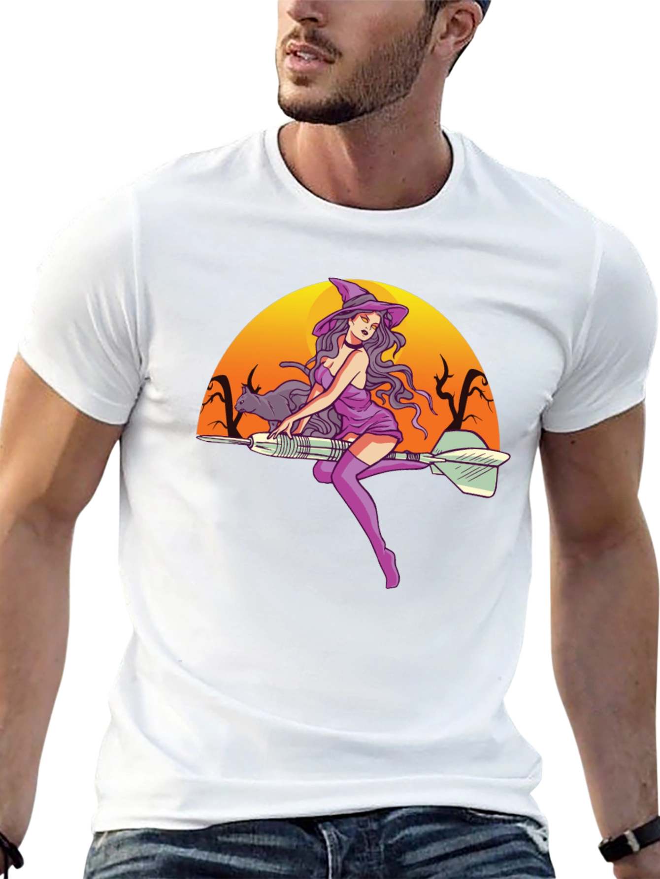 Camiseta Negra Diseño Bruja Dardos