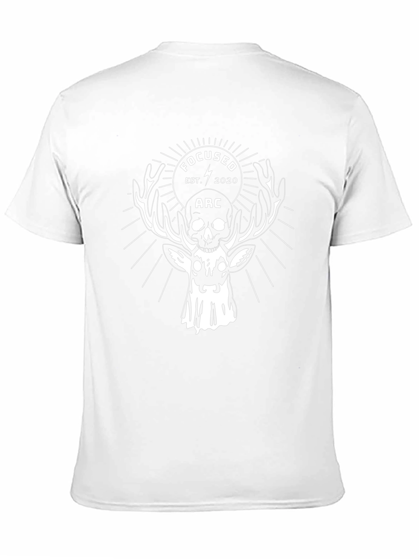 Camiseta Negra con Diseño de Cráneo y Ciervo