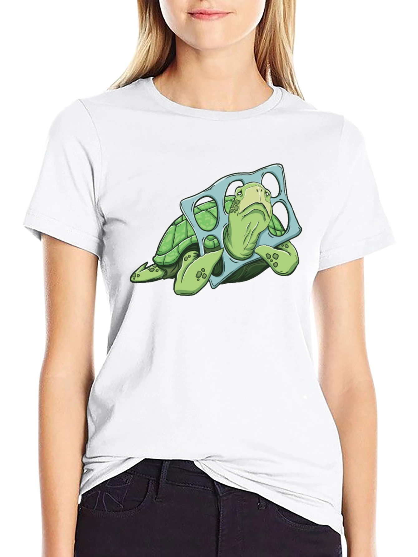 Camiseta Negra con Tortuga y Aro de Plástico