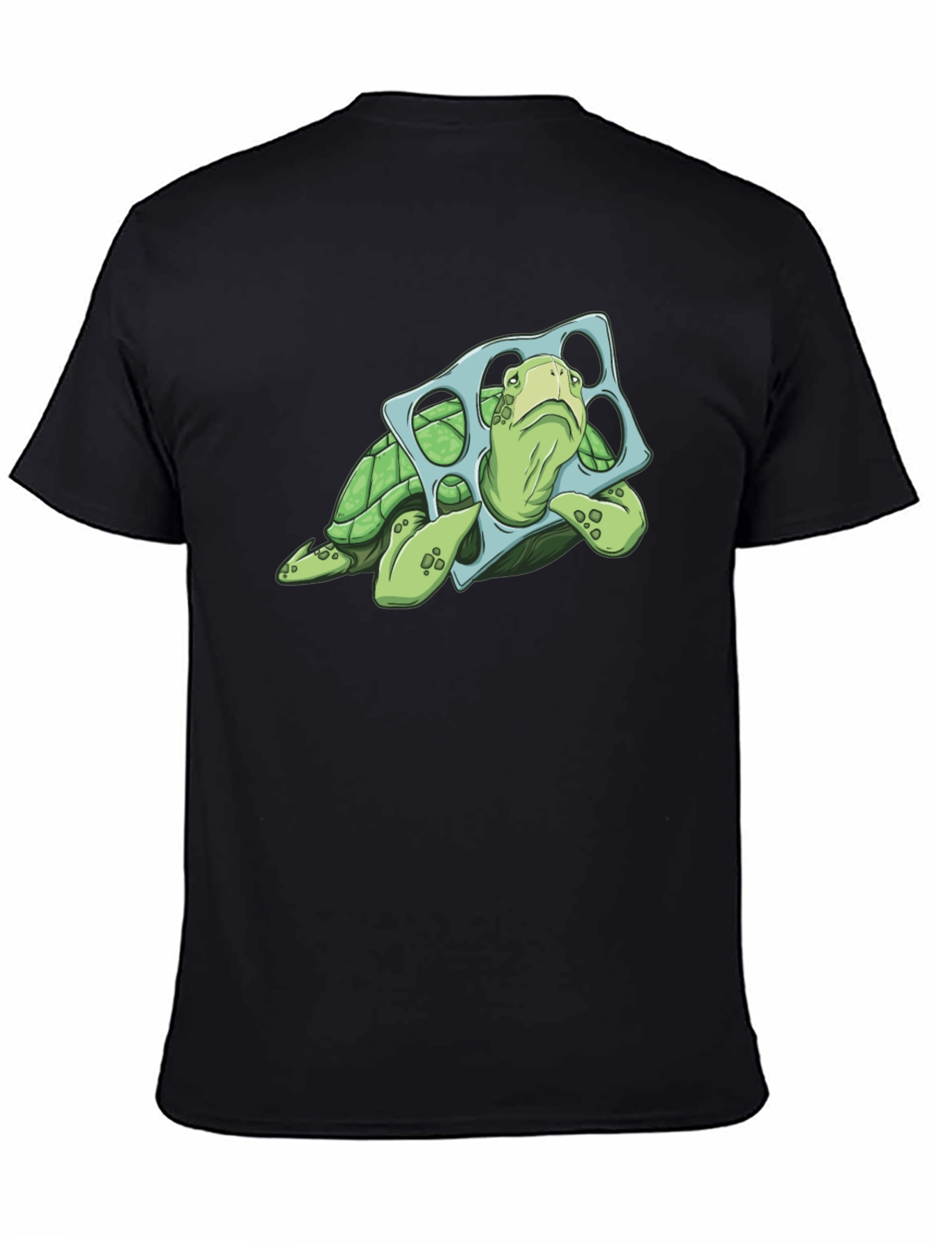 Camiseta Negra con Tortuga y Aro de Plástico