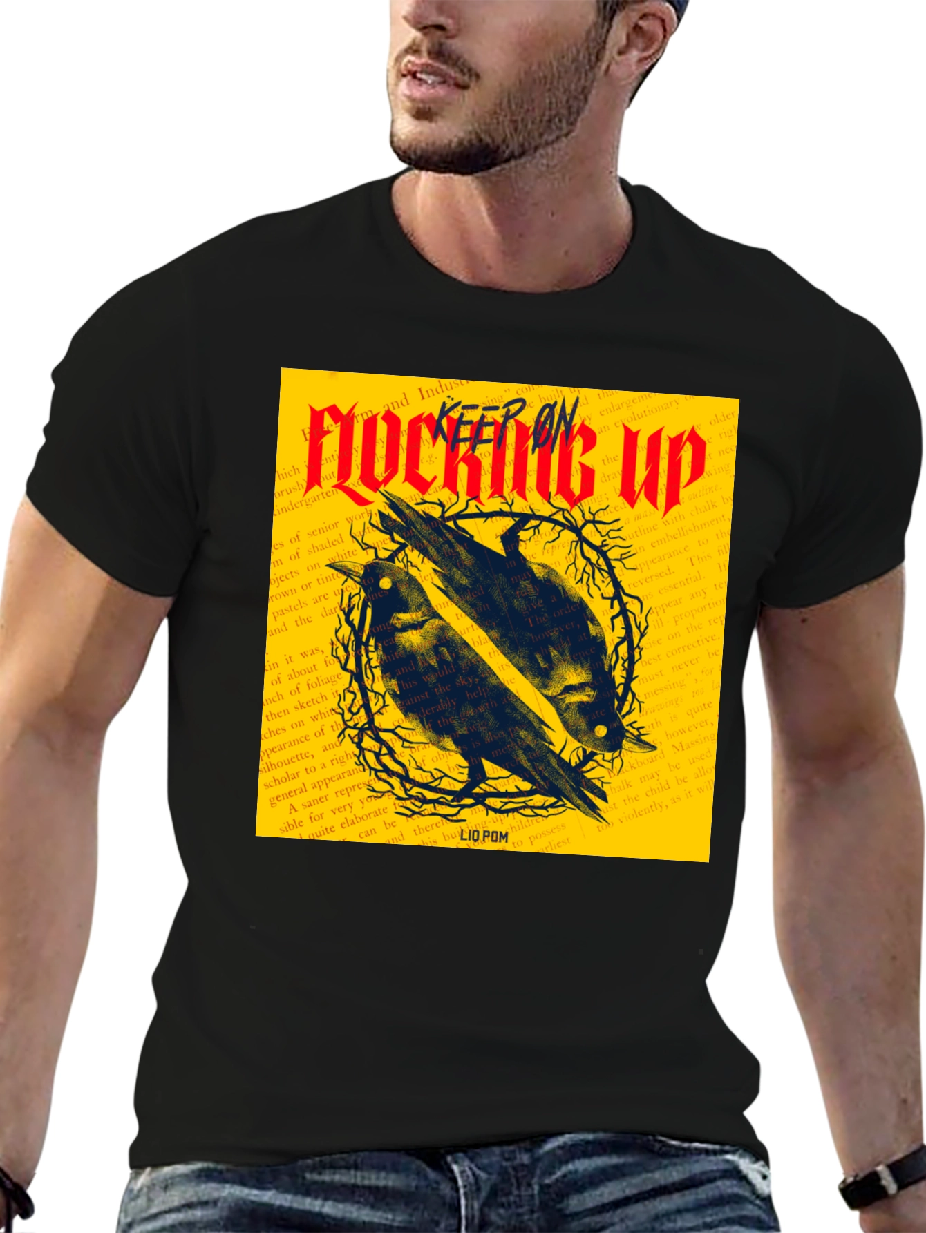 Camiseta Negra con Diseño de Cuervos