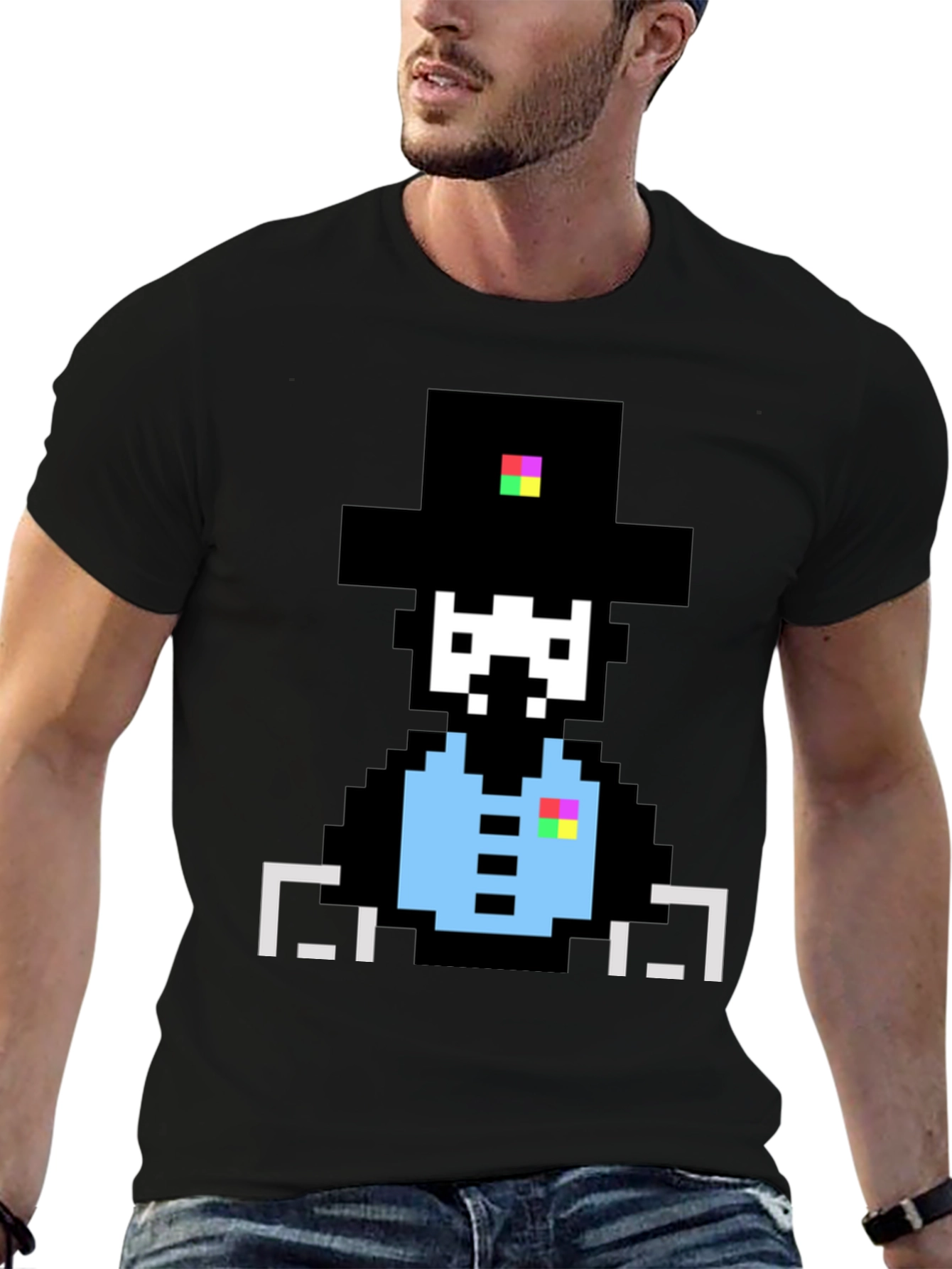 Camiseta Negra con Diseño Pixelado de Sombrero